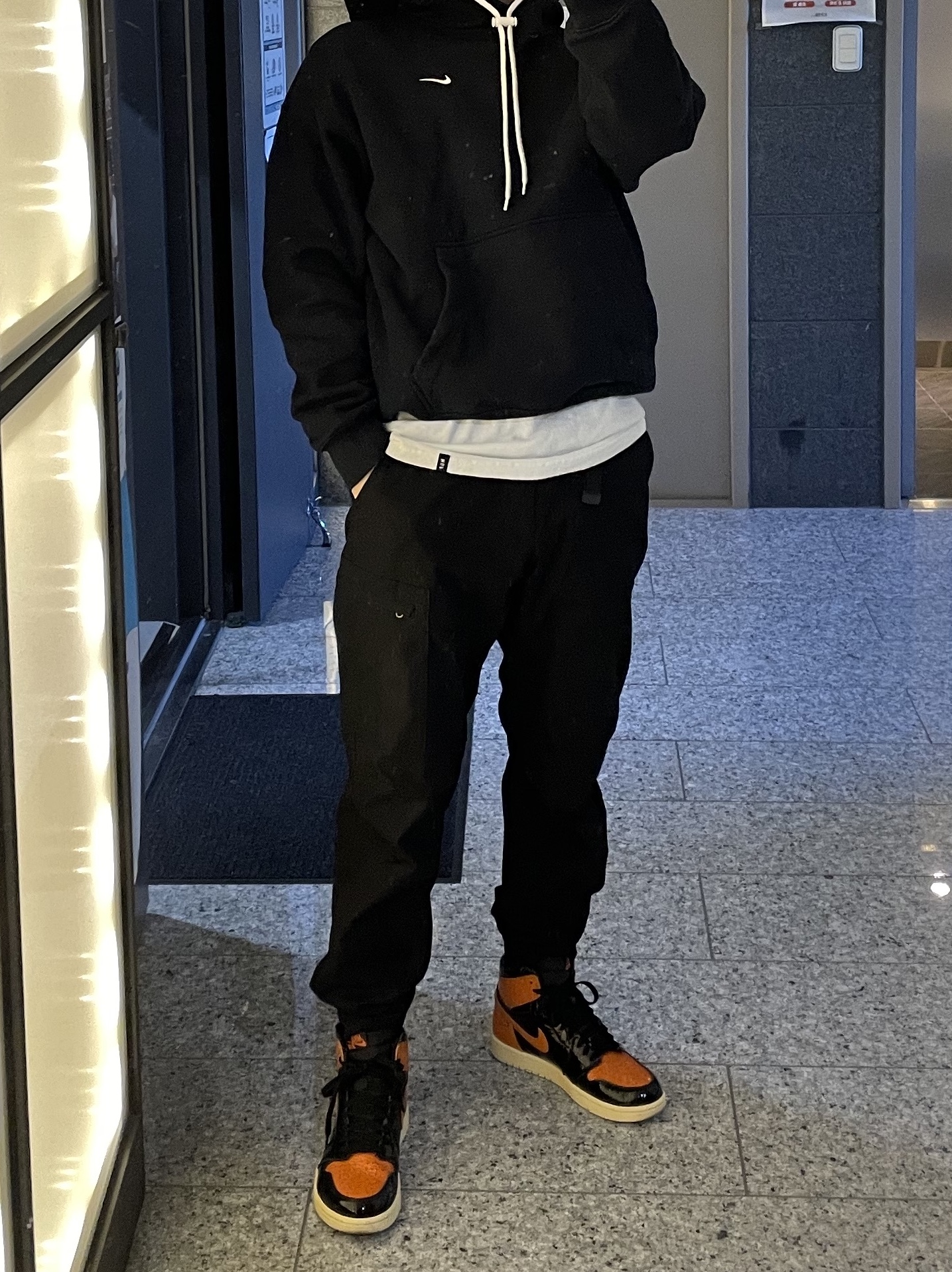 Nike M NRG Hoodie Black, Jordan 1 Retro High Shattered Backboard 3.0 착용 스타일