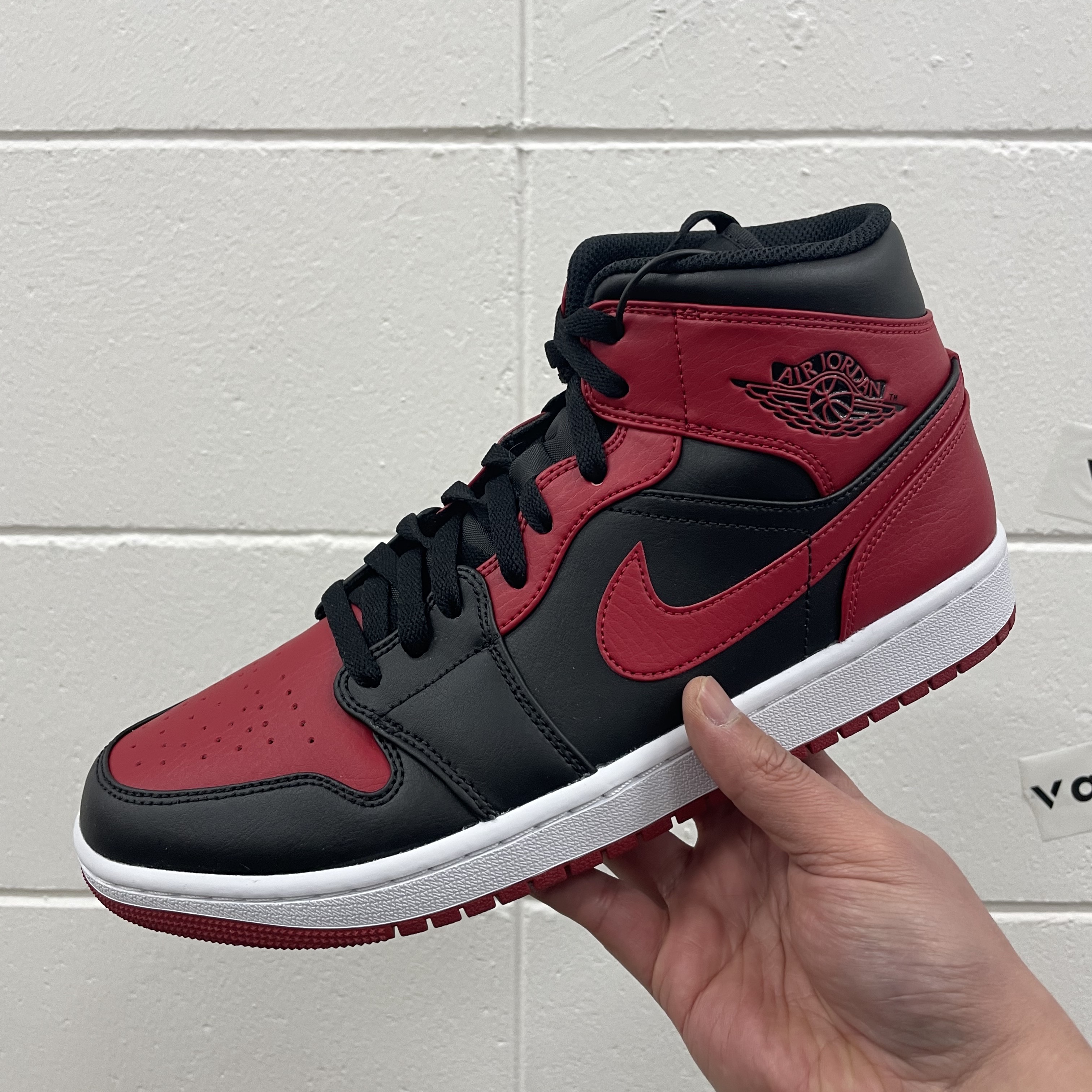 Jordan 1 Mid Bred Banned 2020 착용 스타일