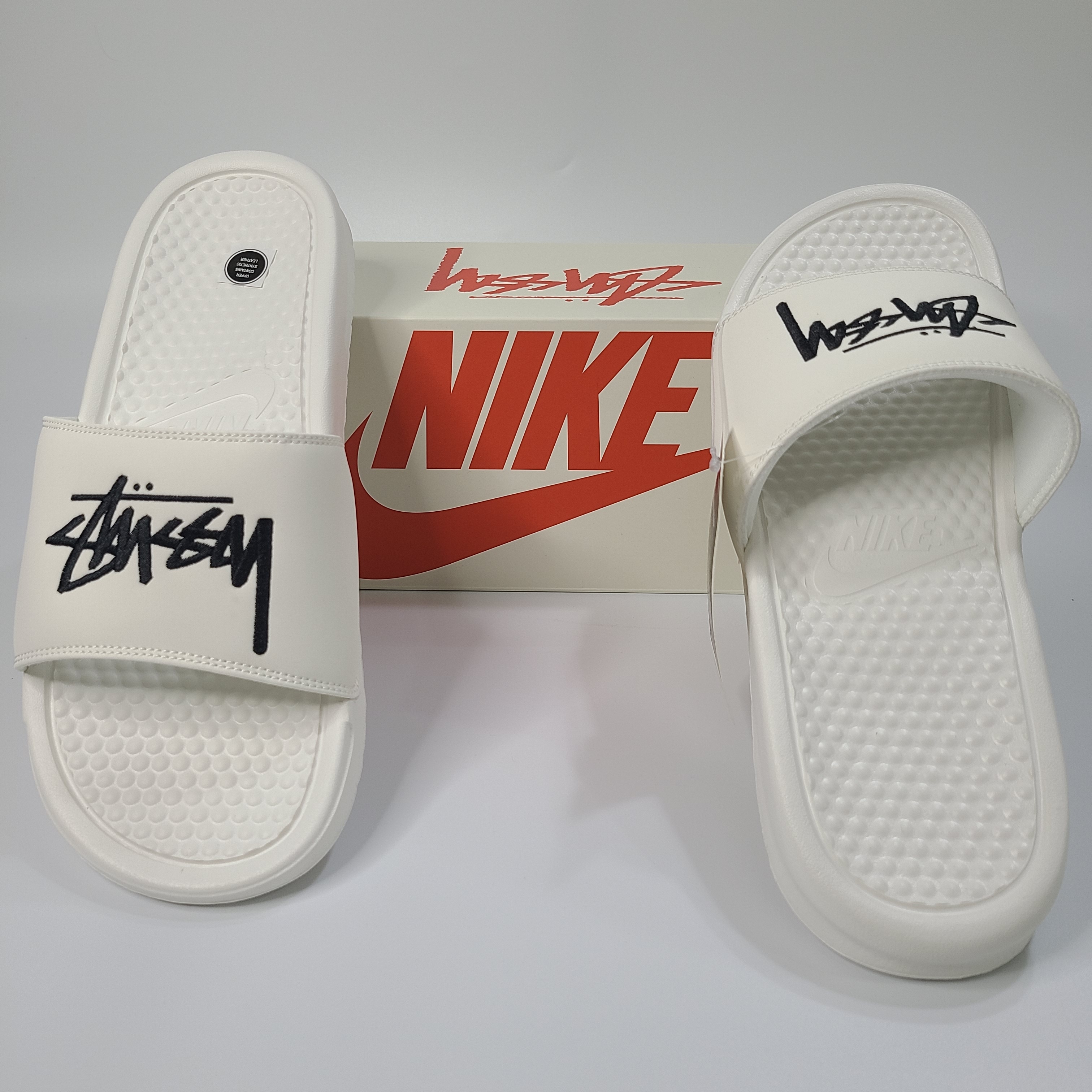 Nike x Stussy Benassi Slide Sail 착용 스타일