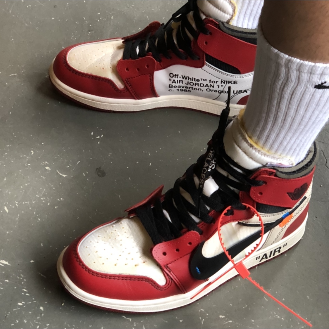 Jordan 1 x Off-White Retro High Chicago The Ten 착용 스타일