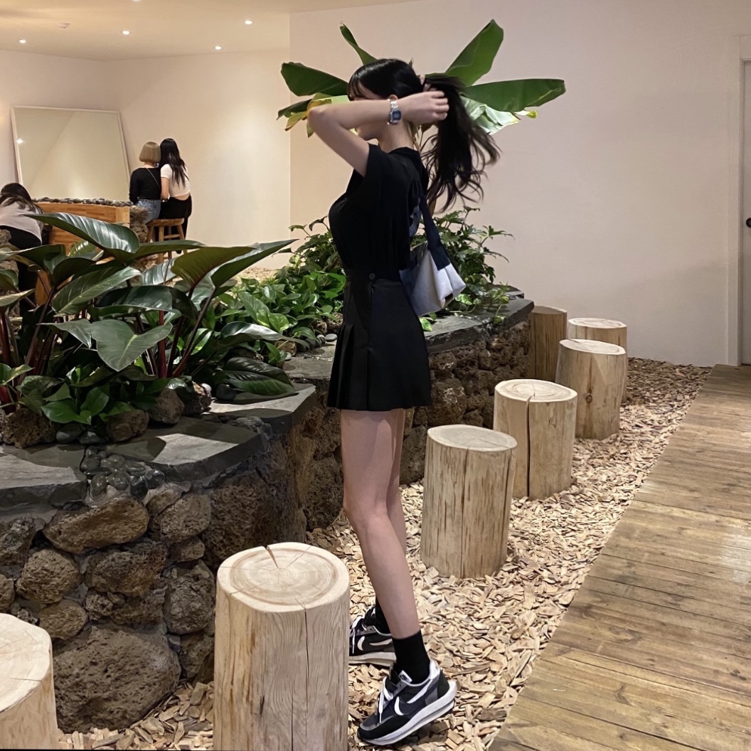 Nike x Sacai LDWaffle Black 착용 스타일