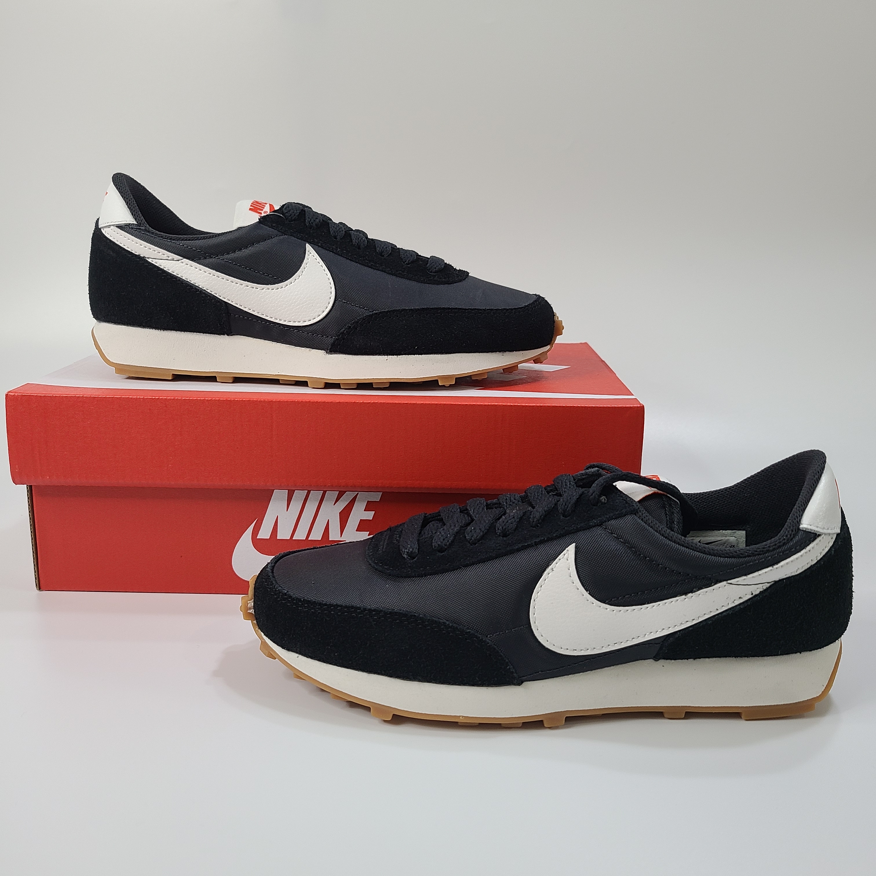 (W) Nike Daybreak Black White 착용 스타일