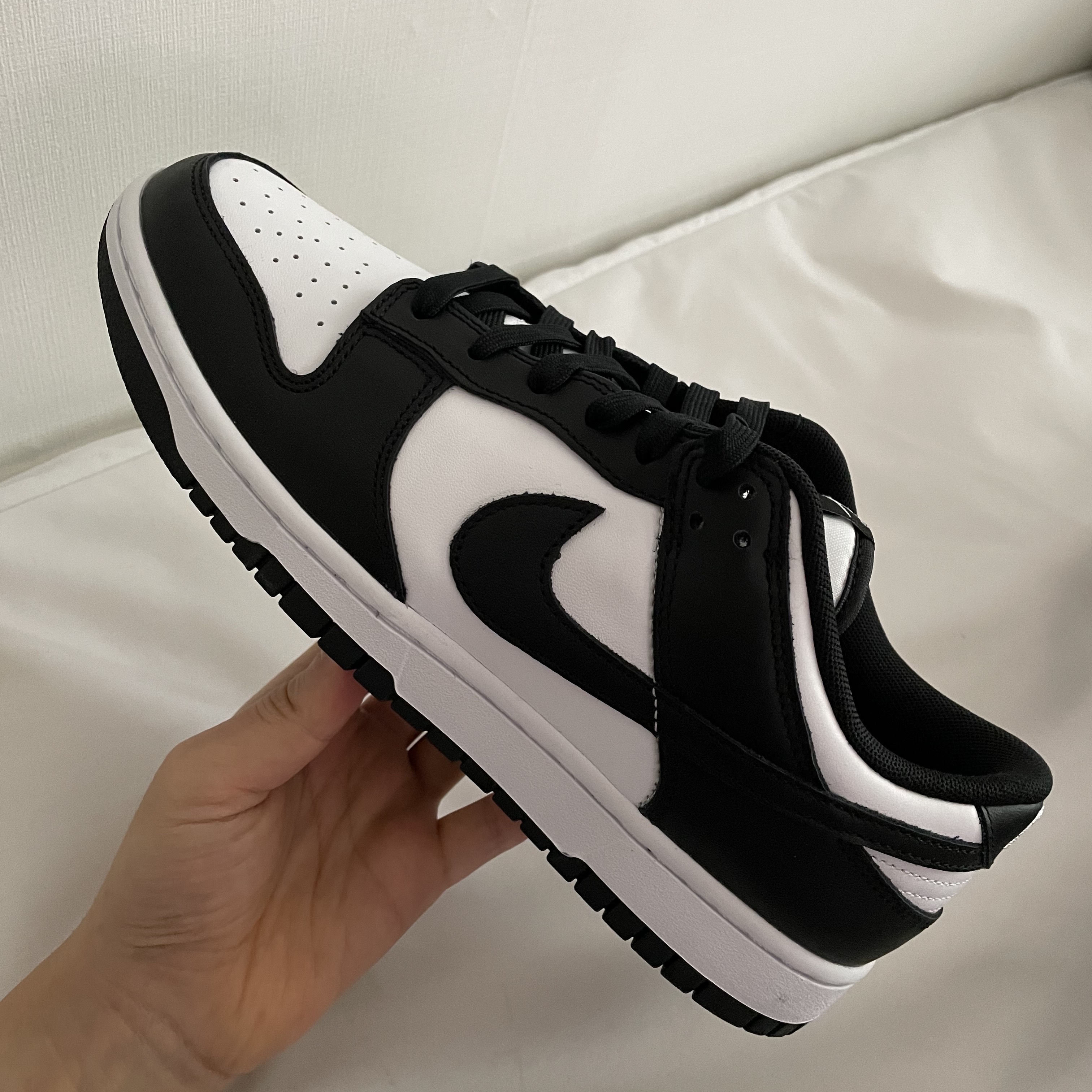 Nike Dunk Low Retro Black 착용 스타일