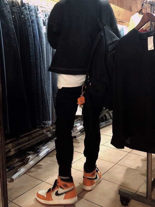 Jordan 1 Retro High OG Reverse Shattered Backboard 착용 스타일