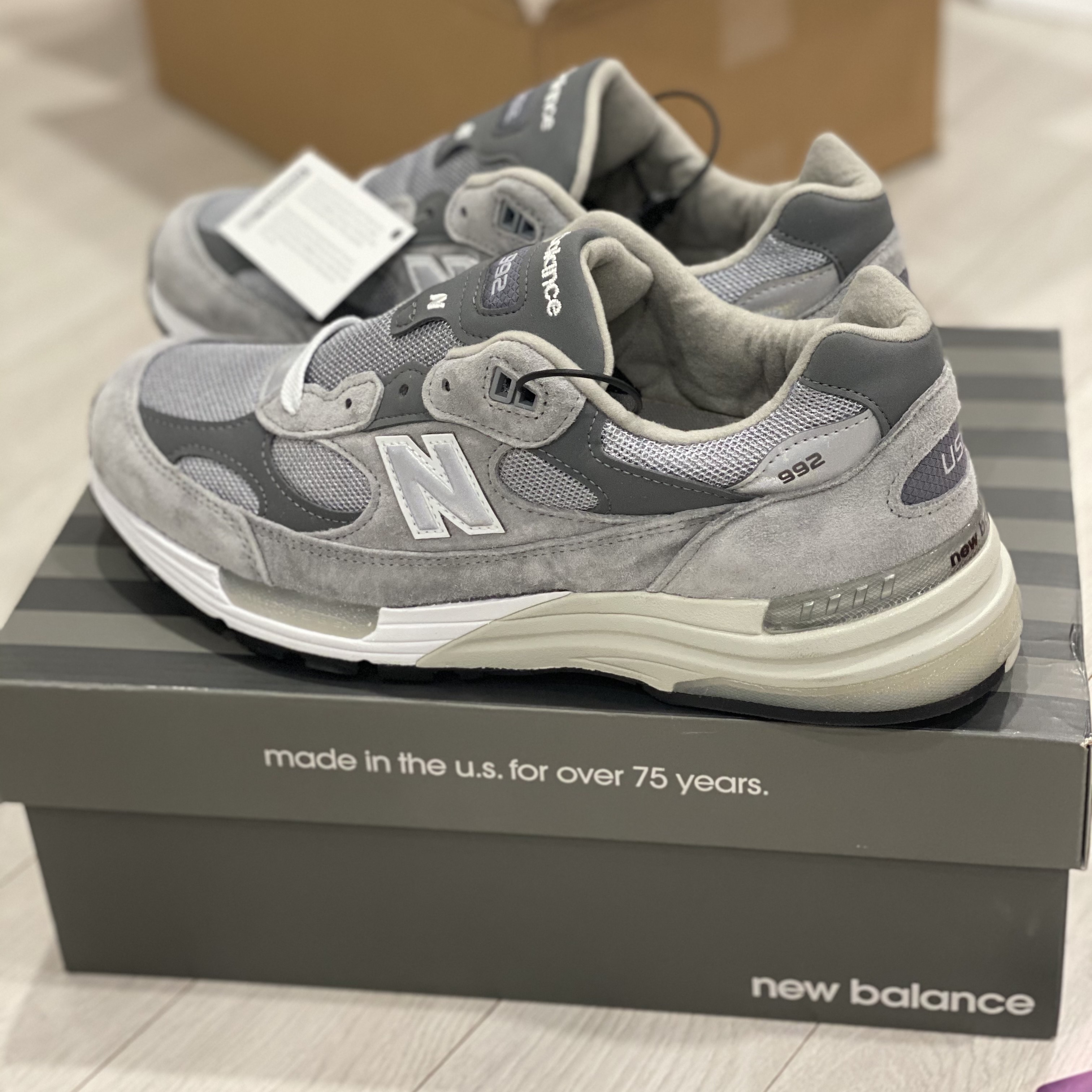 New Balance 992 Made in USA Grey - D Standard 착용 스타일