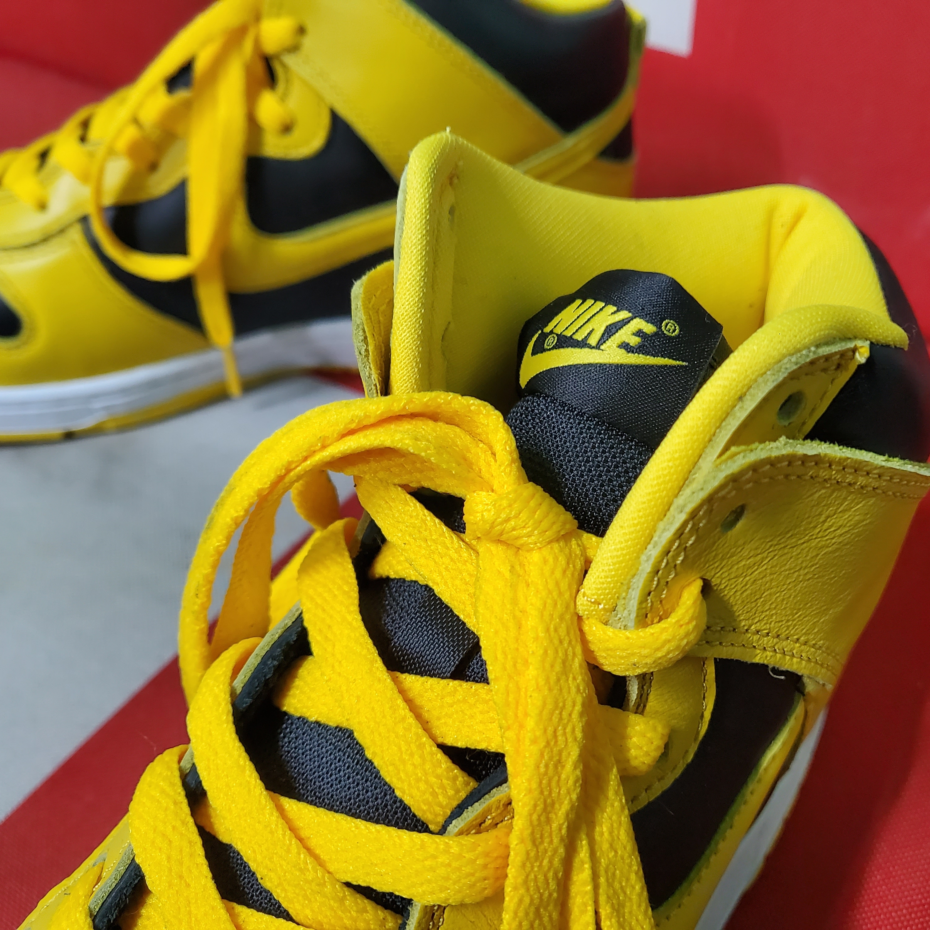 Nike Dunk High SP Varsity Maize 착용 스타일 - 4