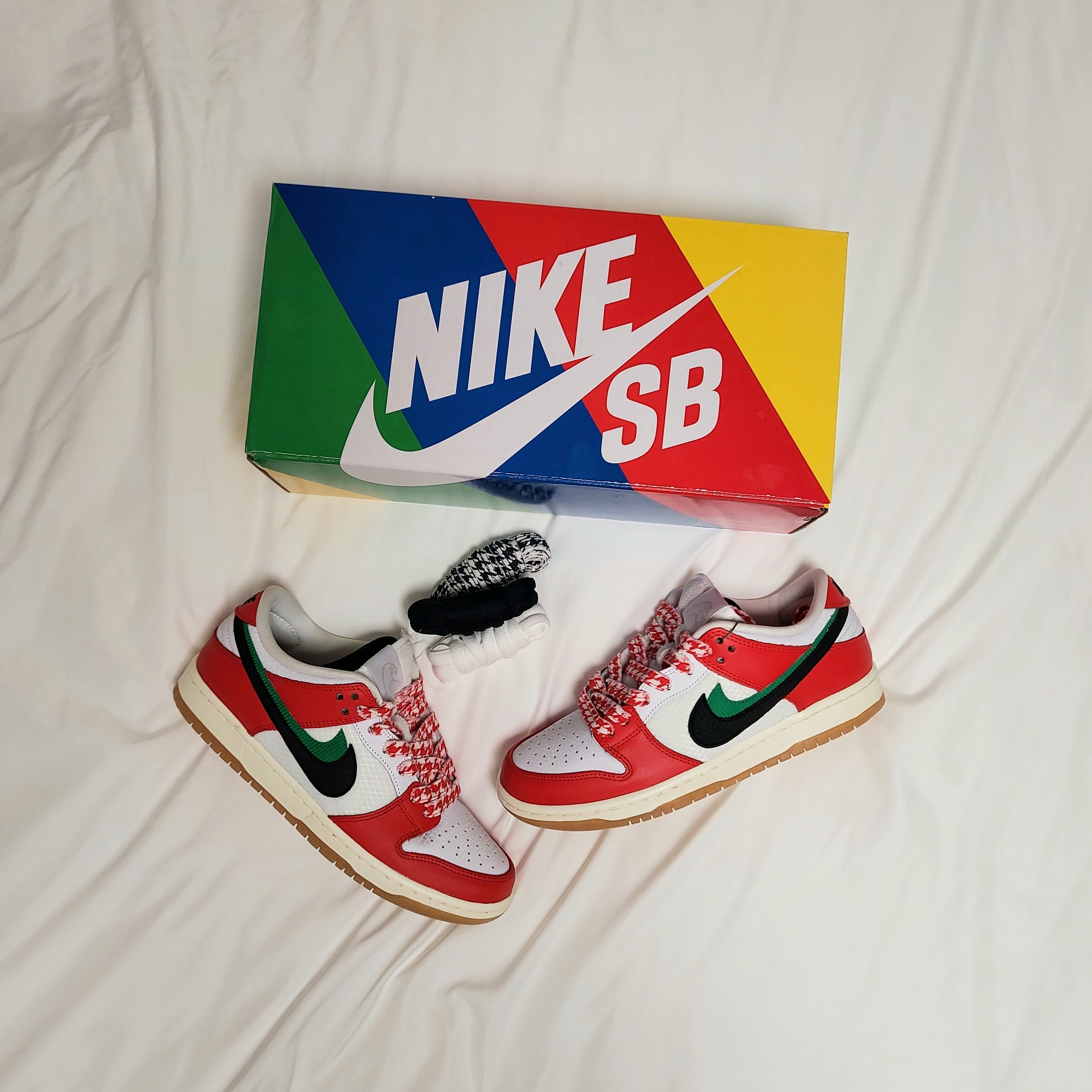 Nike x Frame Skate SB Dunk Low Pro Habibi 착용 스타일