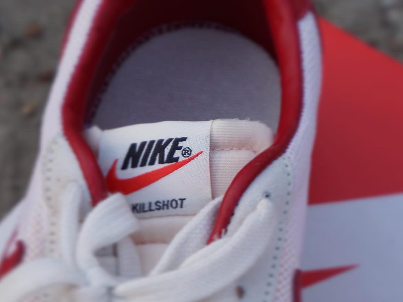 Nike Killshot OG Sail Gym Red 착용 스타일 - 2