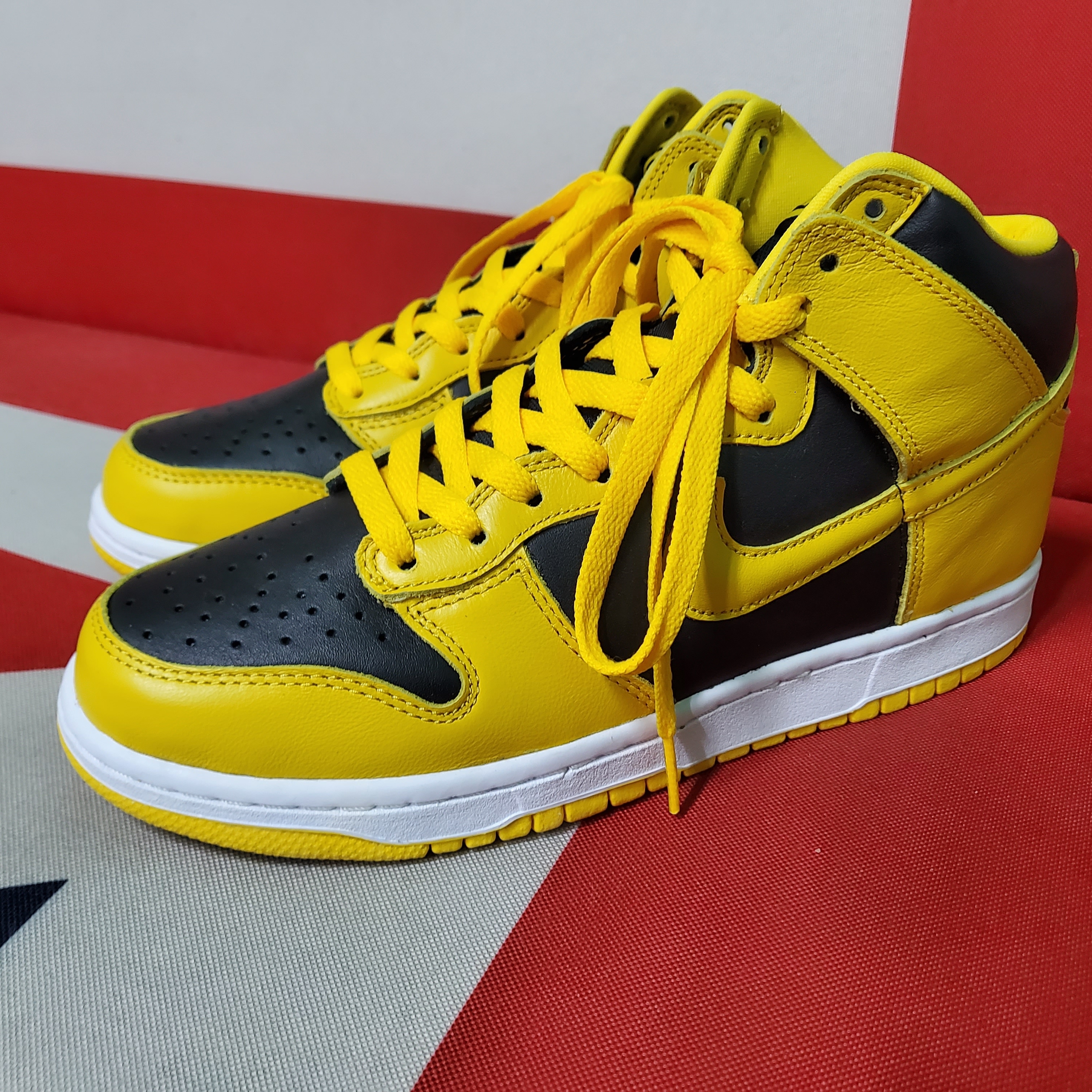 Nike Dunk High SP Varsity Maize 착용 스타일 - 3