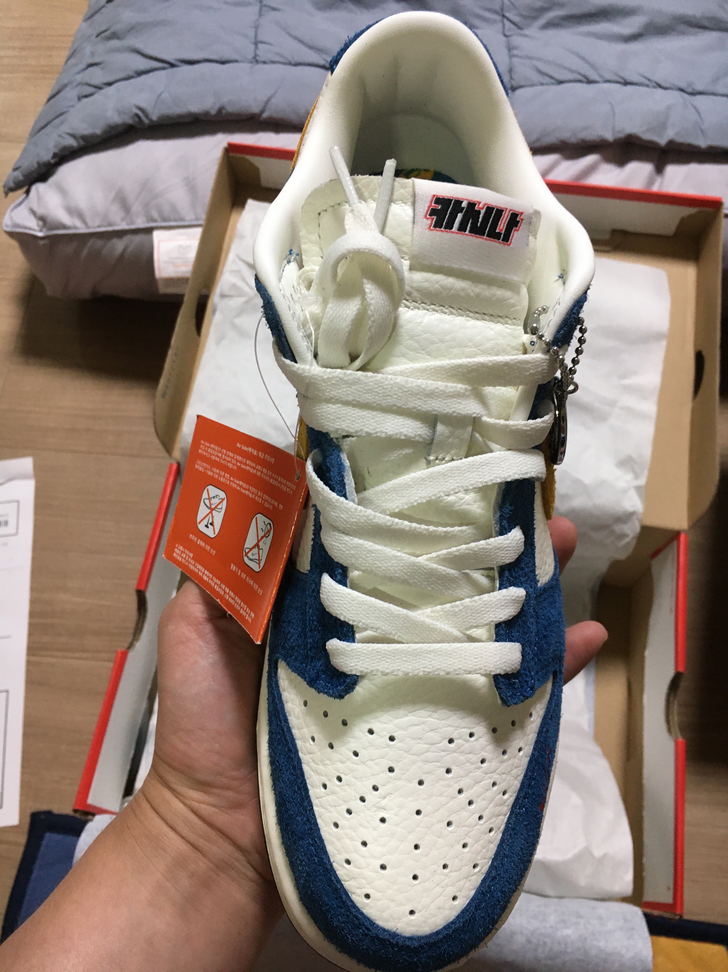 Nike x Kasina Dunk Low 80's Bus 착용 스타일