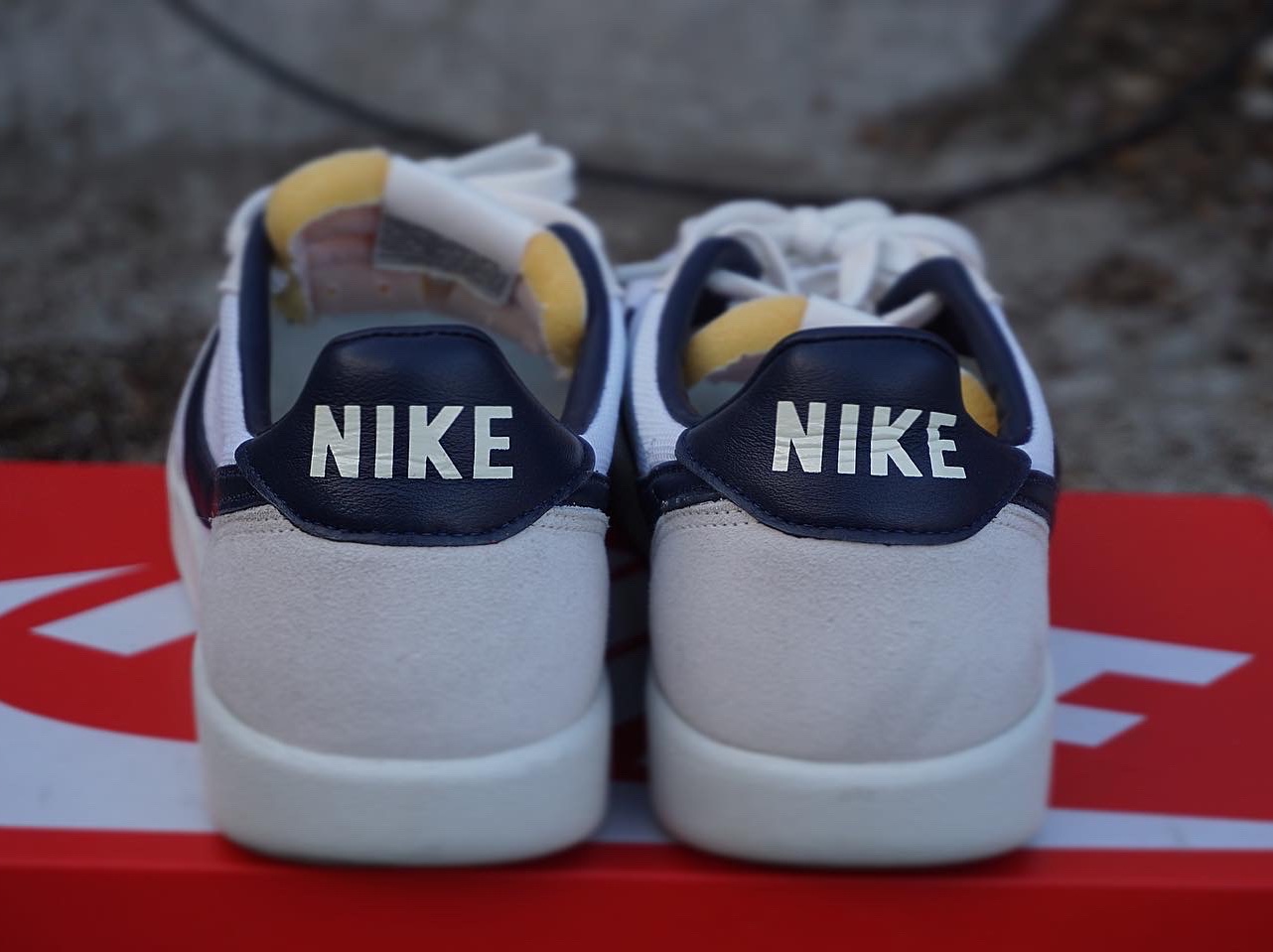Nike Killshot OG Sail Midnight Navy 착용 스타일 - 3