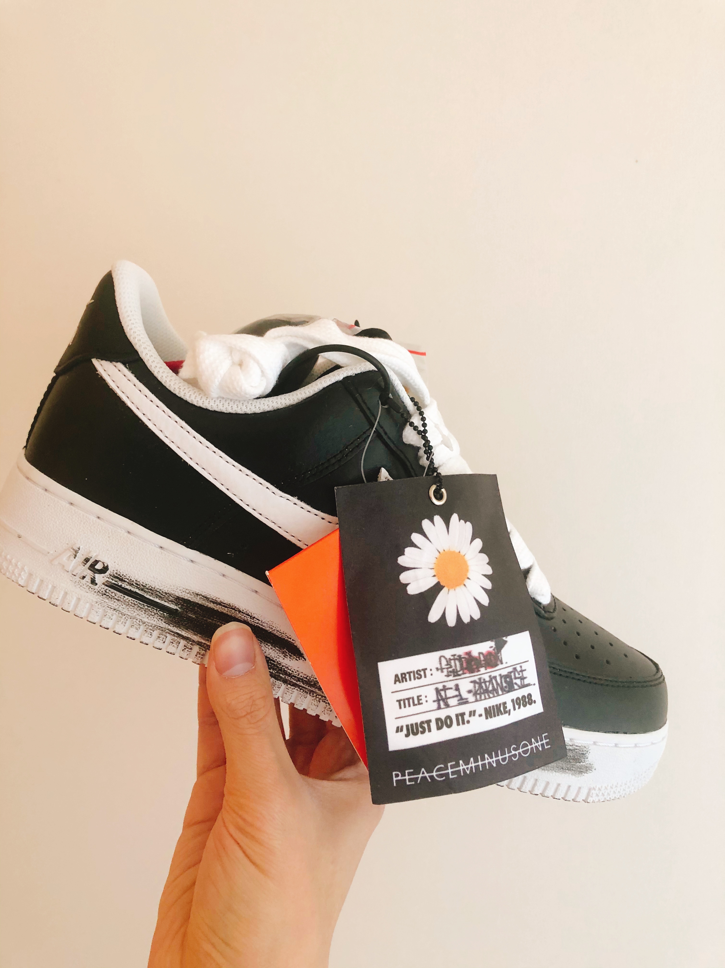 Nike x Peaceminusone Air Force 1 Low Para-Noise 착용 스타일