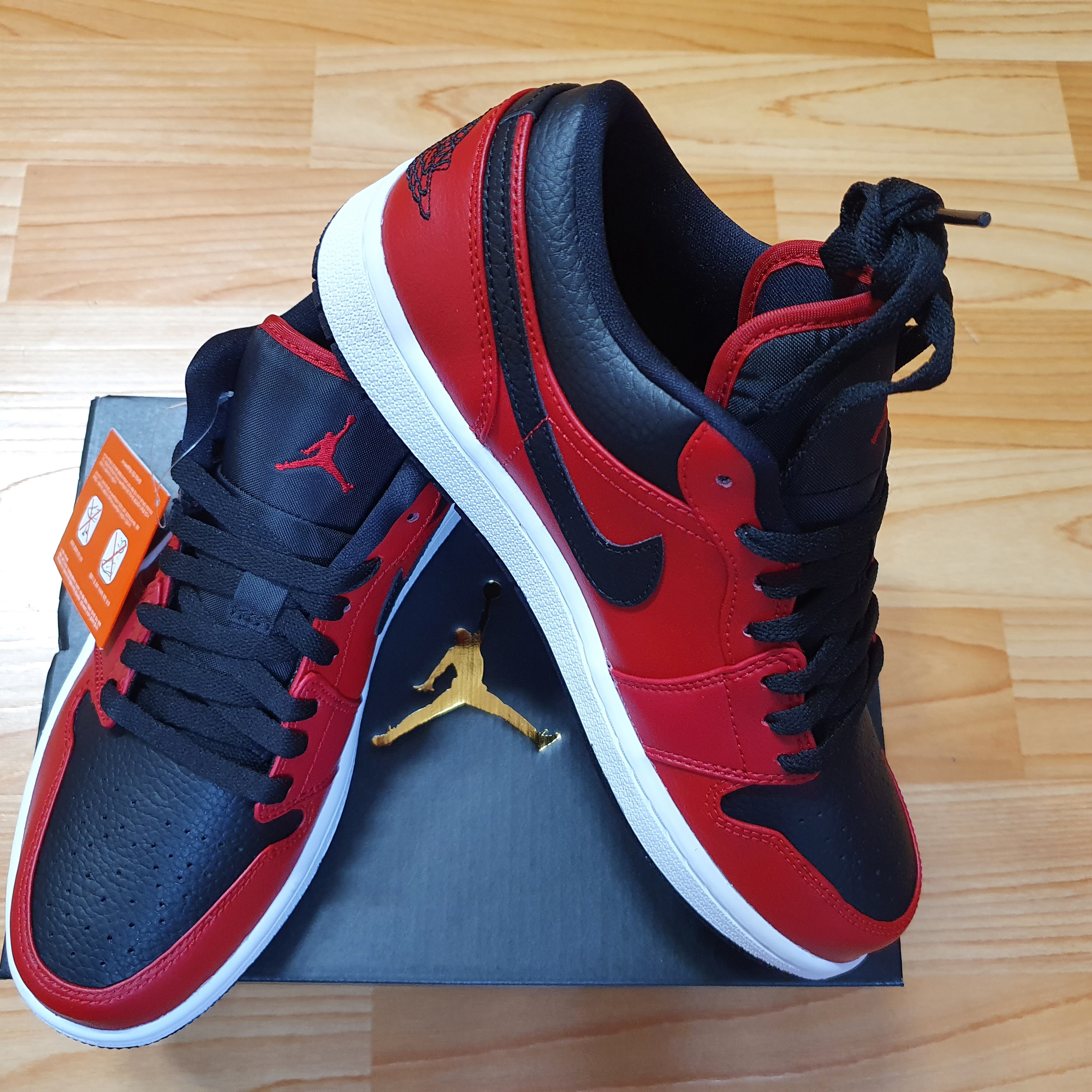 Jordan 1 Low Gym Red Black 착용 스타일