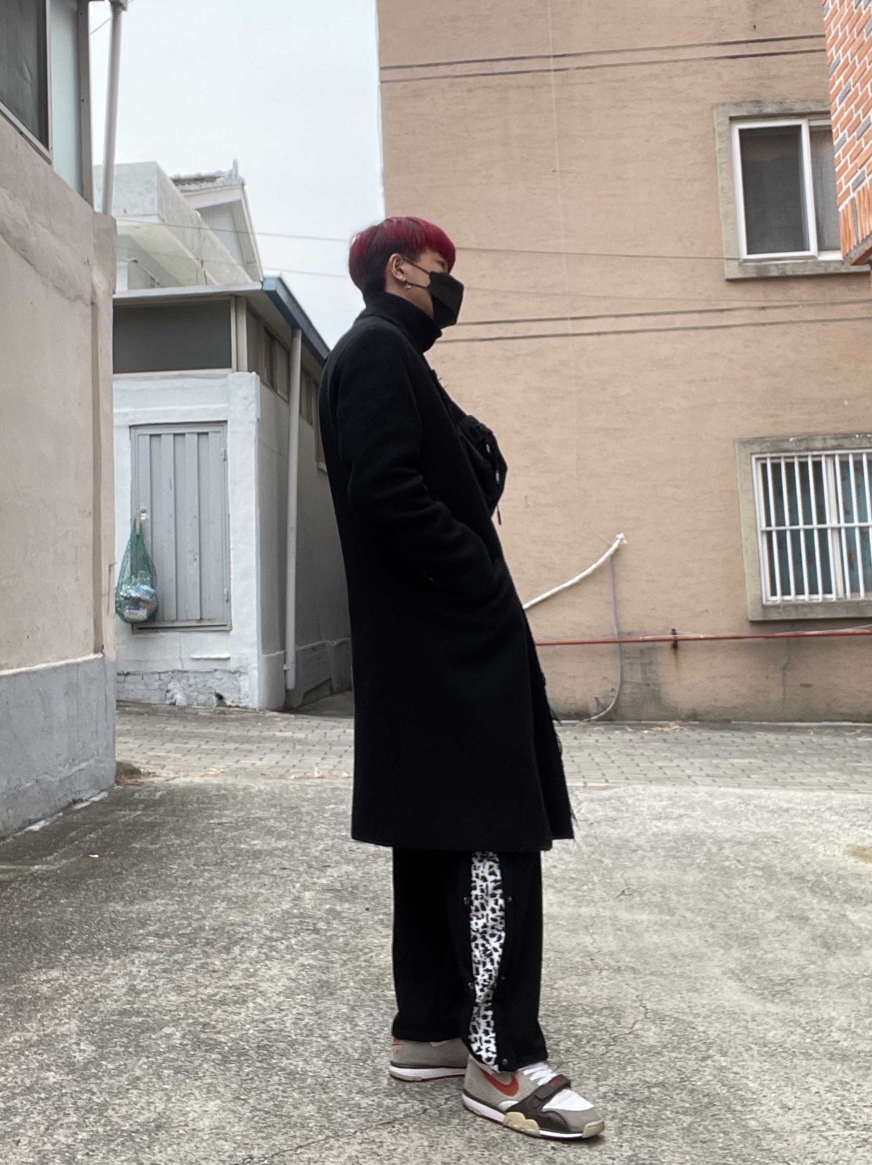 insta @yo78971 🤟🏻님의 스타일 - 2