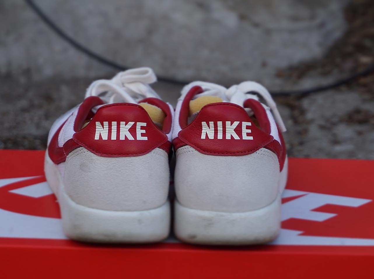 Nike Killshot OG Sail Gym Red 착용 스타일 - 3