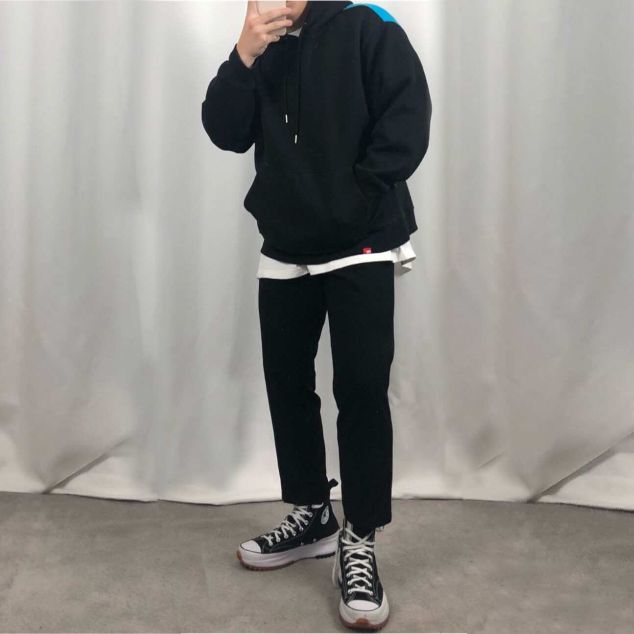 Converse Run Star Hike Hi Black White Gum 착용 스타일