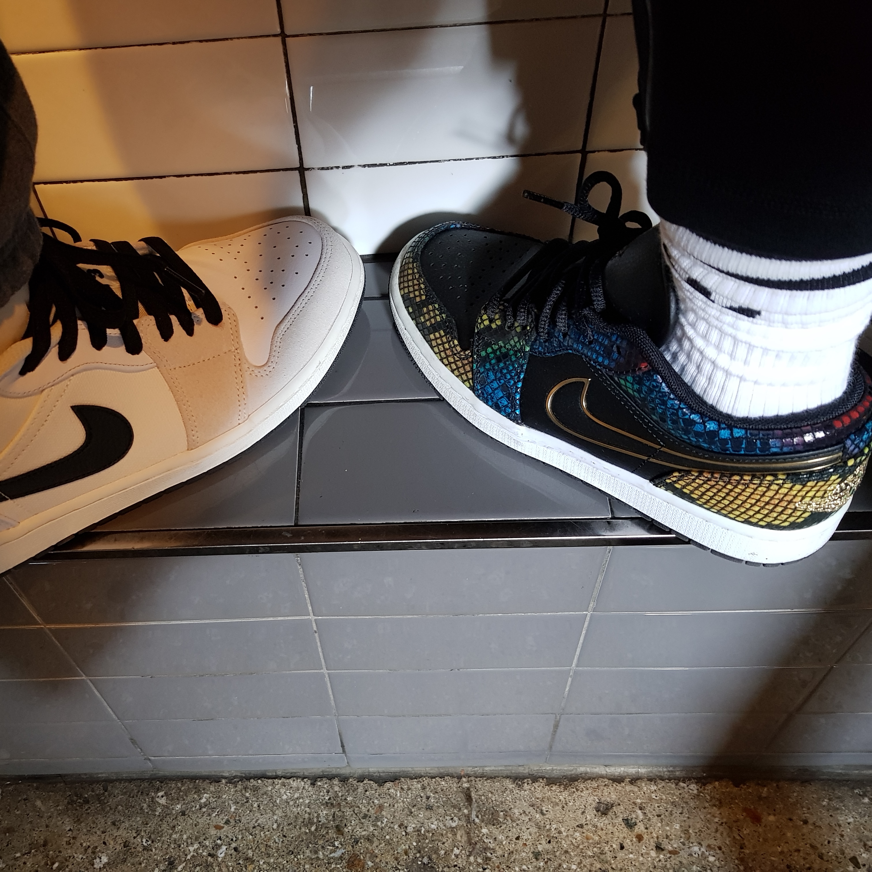 (W) Jordan 1 Low Multi-Color Snakeskin 2020, Jordan 1 Low Astrograbber 착용 스타일