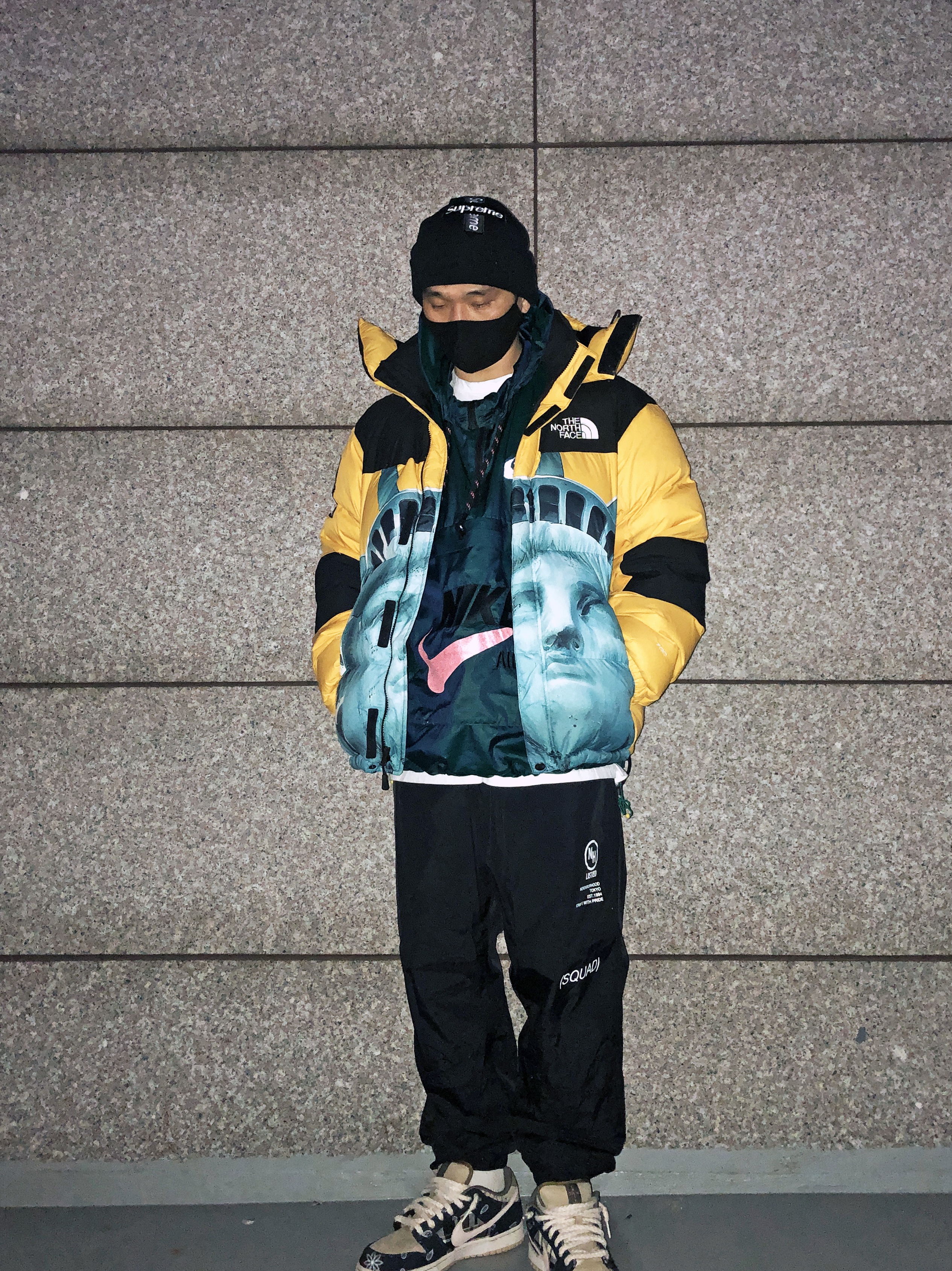 Supreme New Era Cross Box Logo Beanie Black - 20FW, Nike x Cactus Plant Flea Market Anorak Teal 착용 스타일