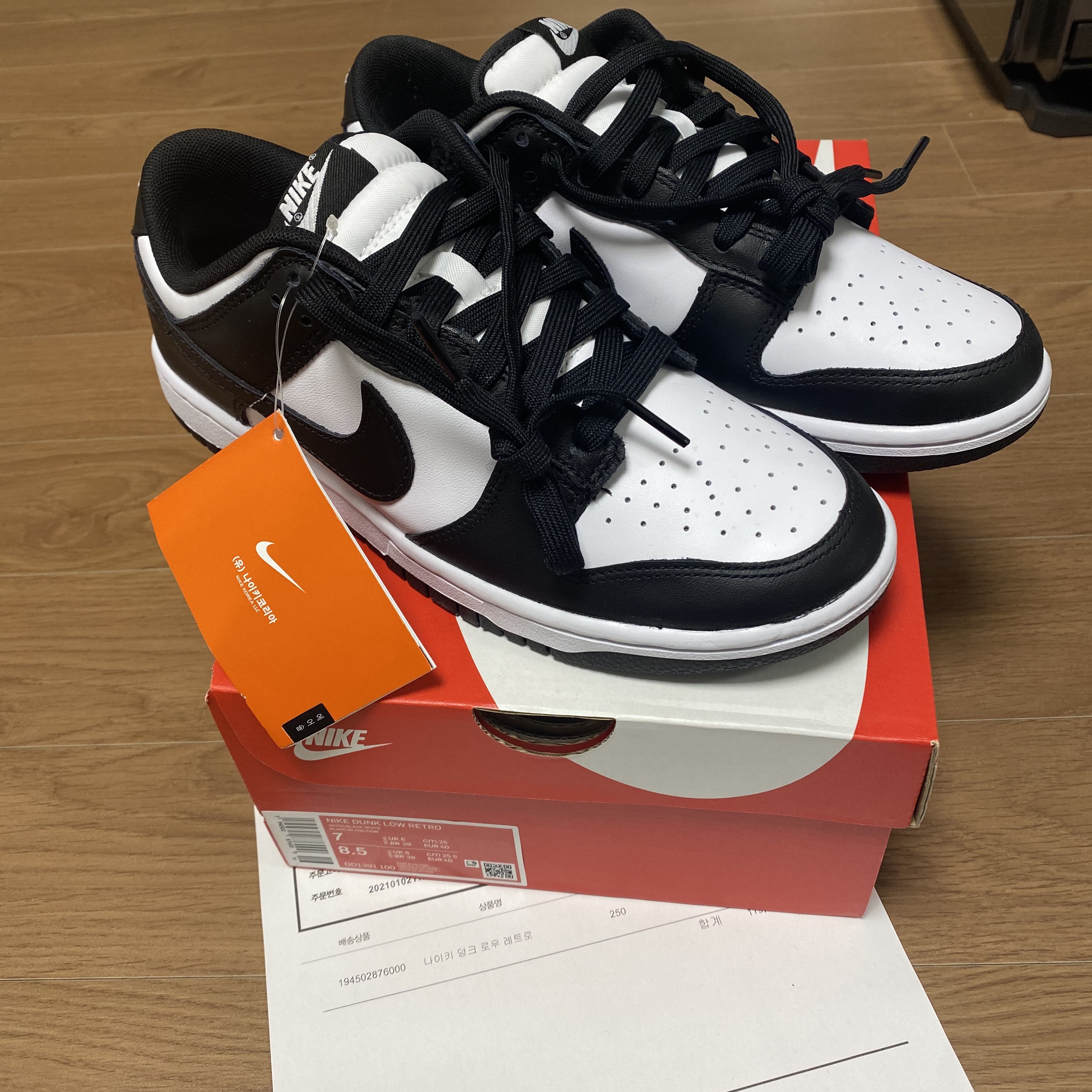 Nike Dunk Low Retro Black 착용 스타일 - 3