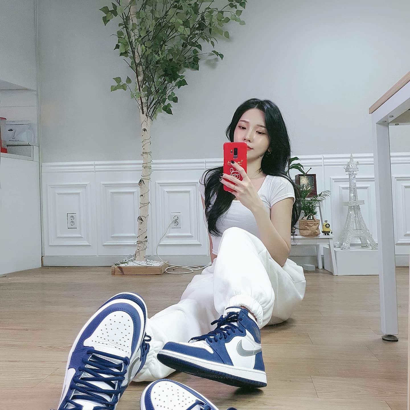 Jordan 1 Retro High OG CO.JP Midnight Navy 착용 스타일 - 1