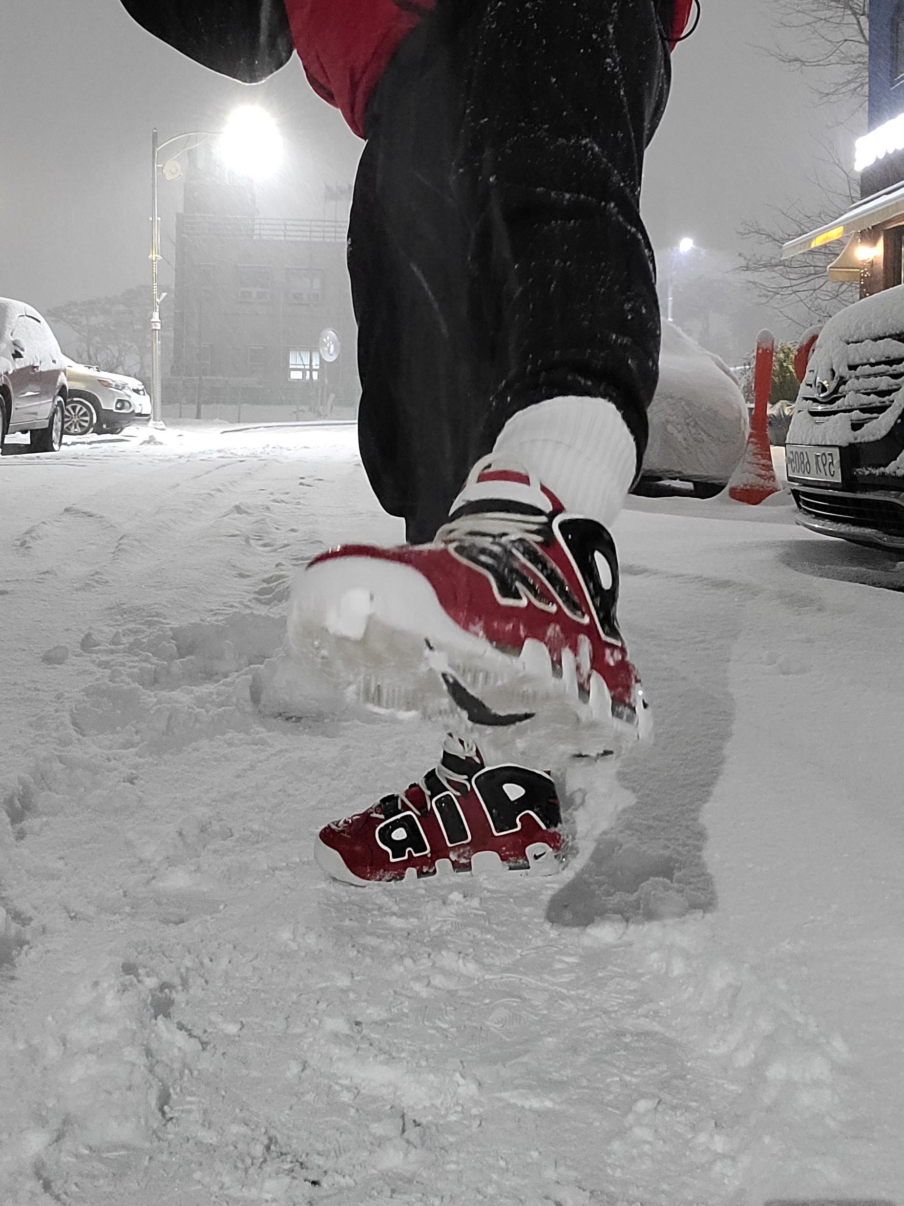 Nike Air More Uptempo 96 Bulls 2017 착용 스타일 - 1