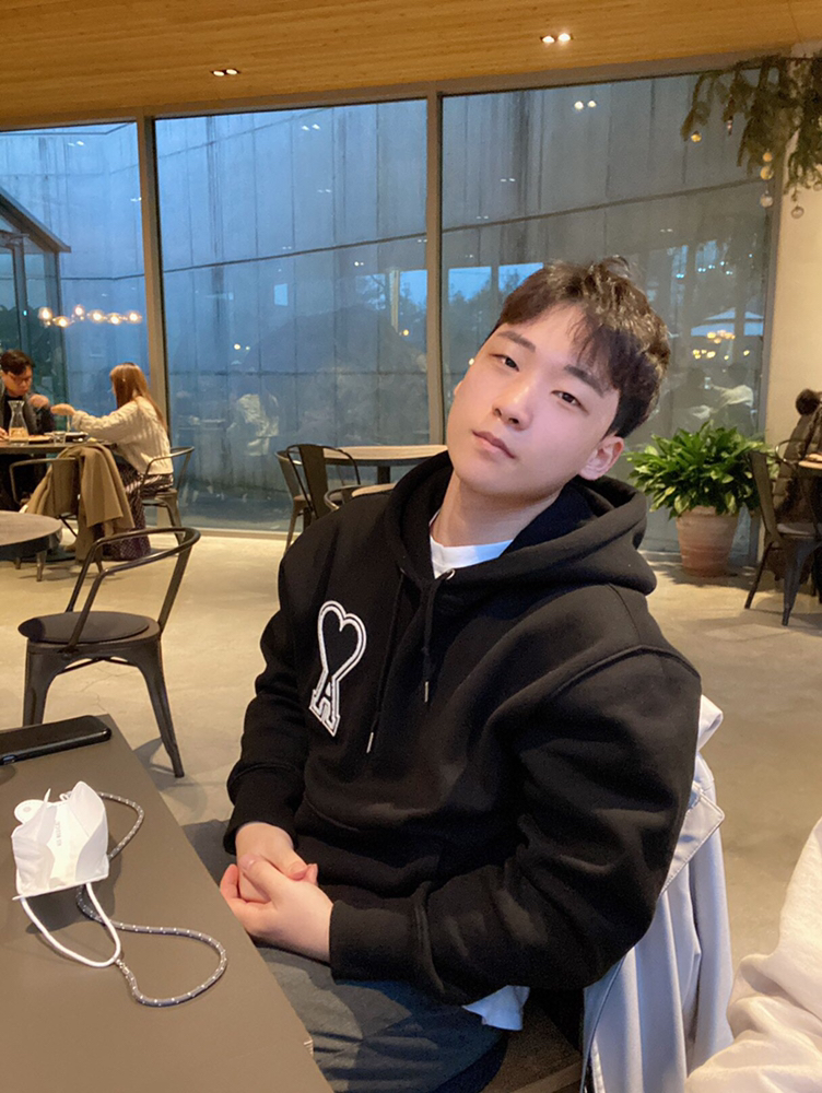KREAM 프로필 이미지