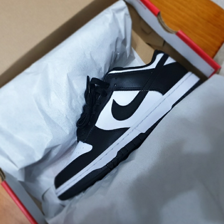 Nike Dunk Low Retro Black 착용 스타일 - 2