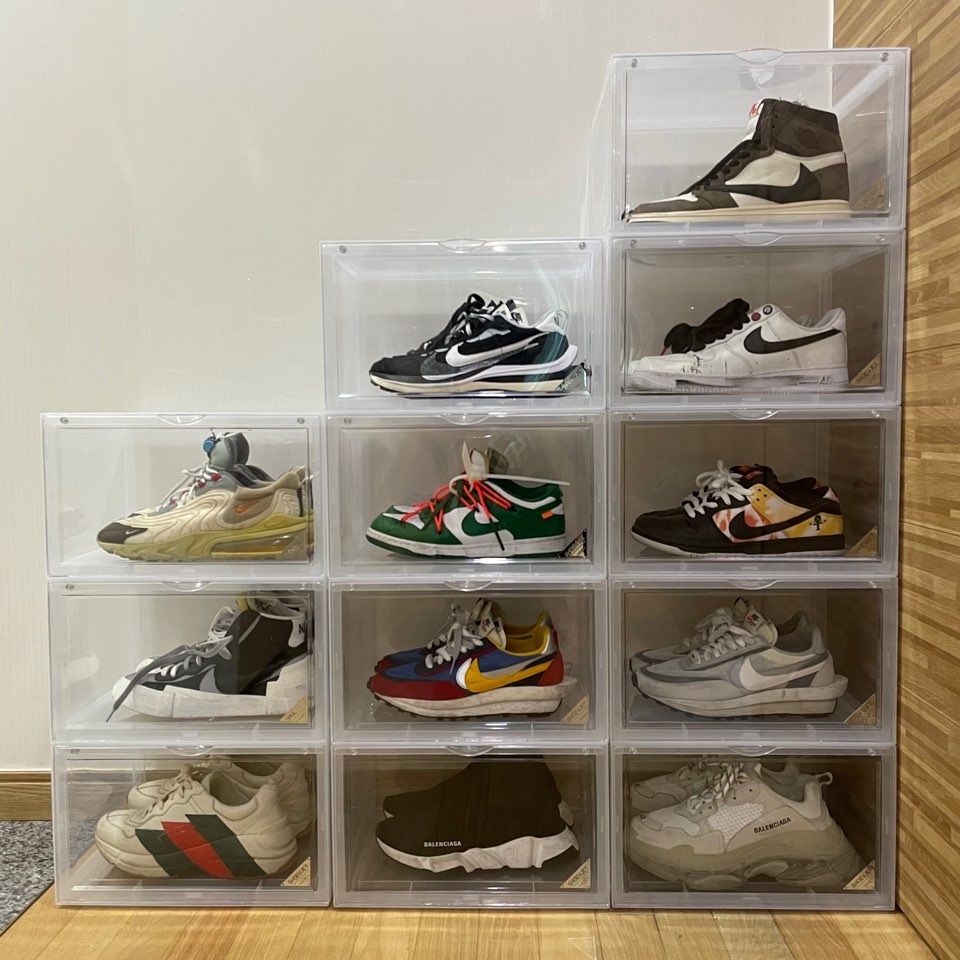 Jordan 1 x Travis Scott Retro High OG SP Mocha, Nike x Peaceminusone Air Force 1 Low Para-Noise 2.0 착용 스타일