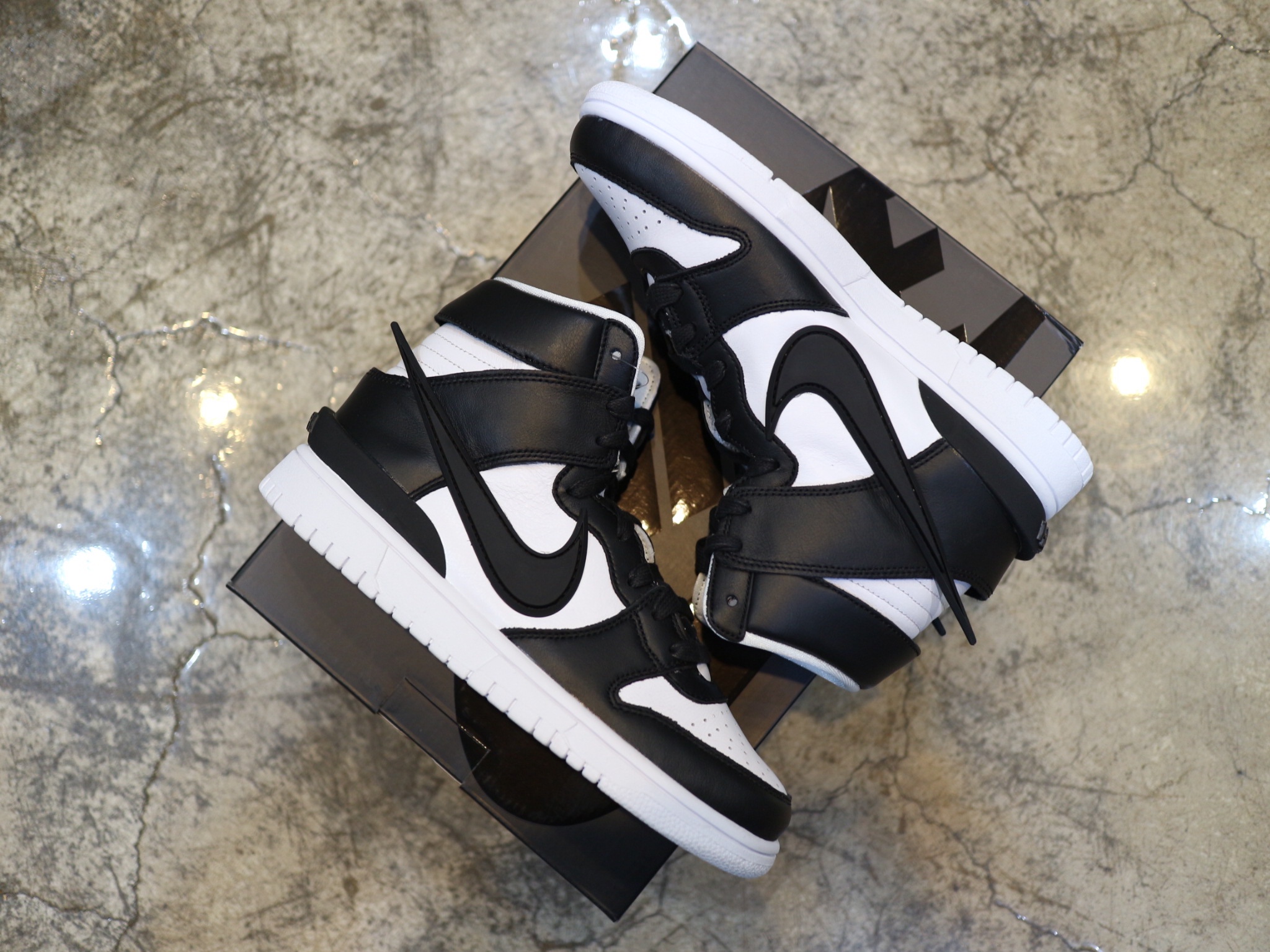 Nike x Ambush Dunk High Black 착용 스타일