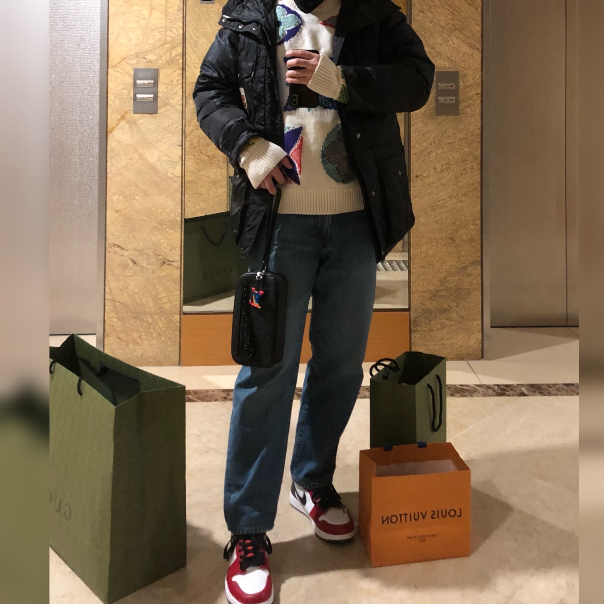 (W) Jordan 1 Retro High Satin Red 착용 스타일