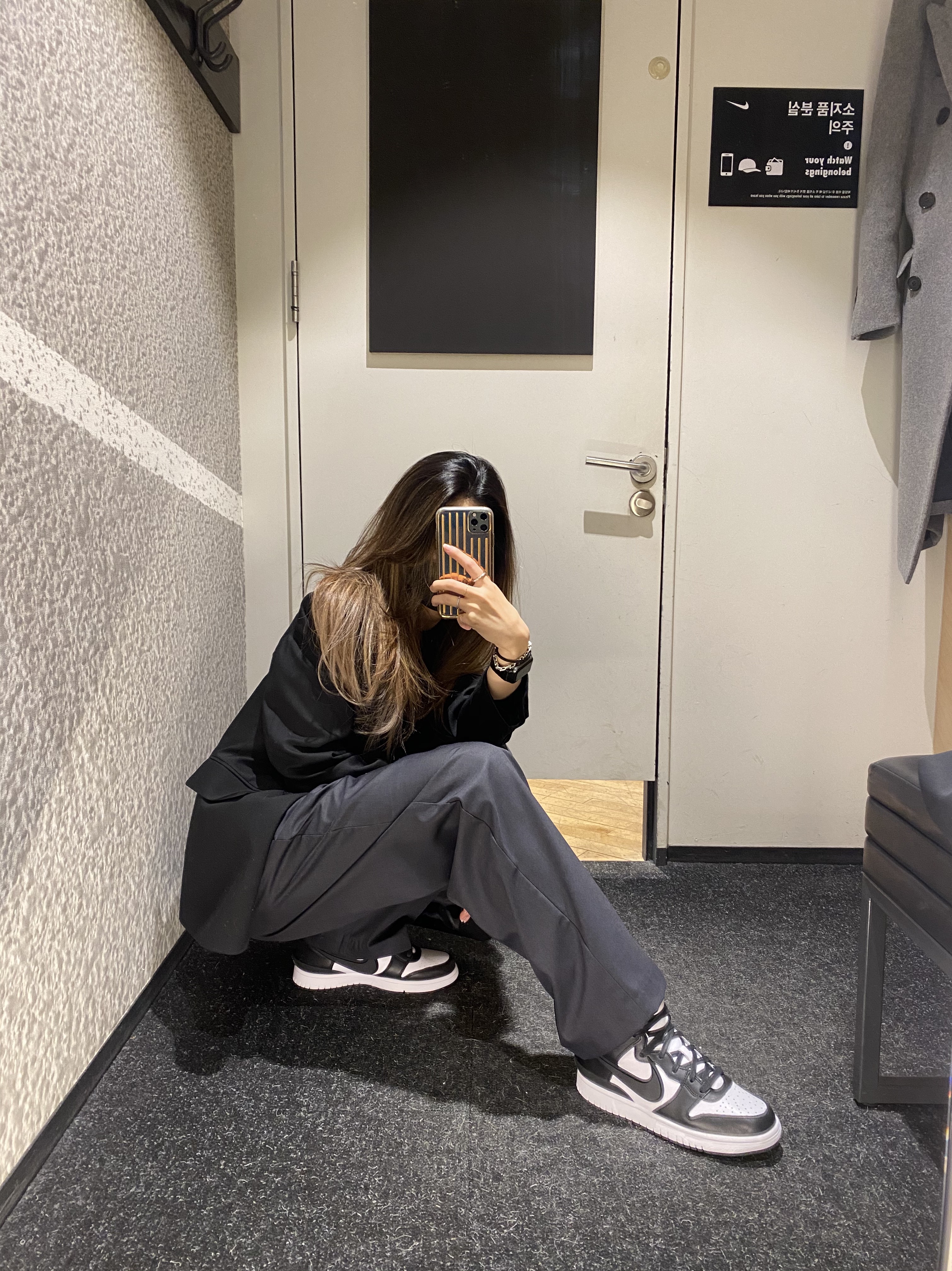 Nike x Ambush Dunk High Black 착용 스타일 - 3