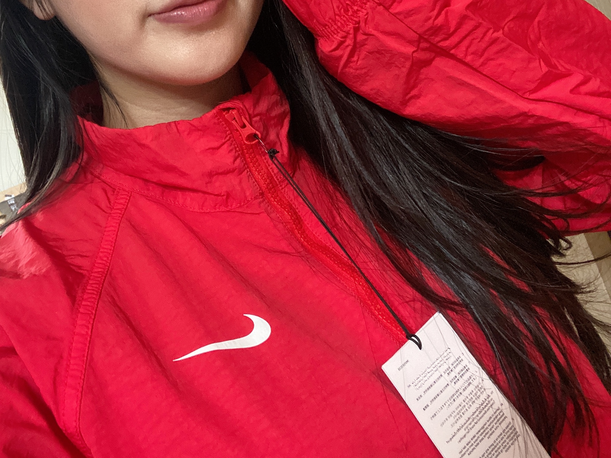 Nike x Stussy Windrunner Jacket Habanero Red 착용 스타일