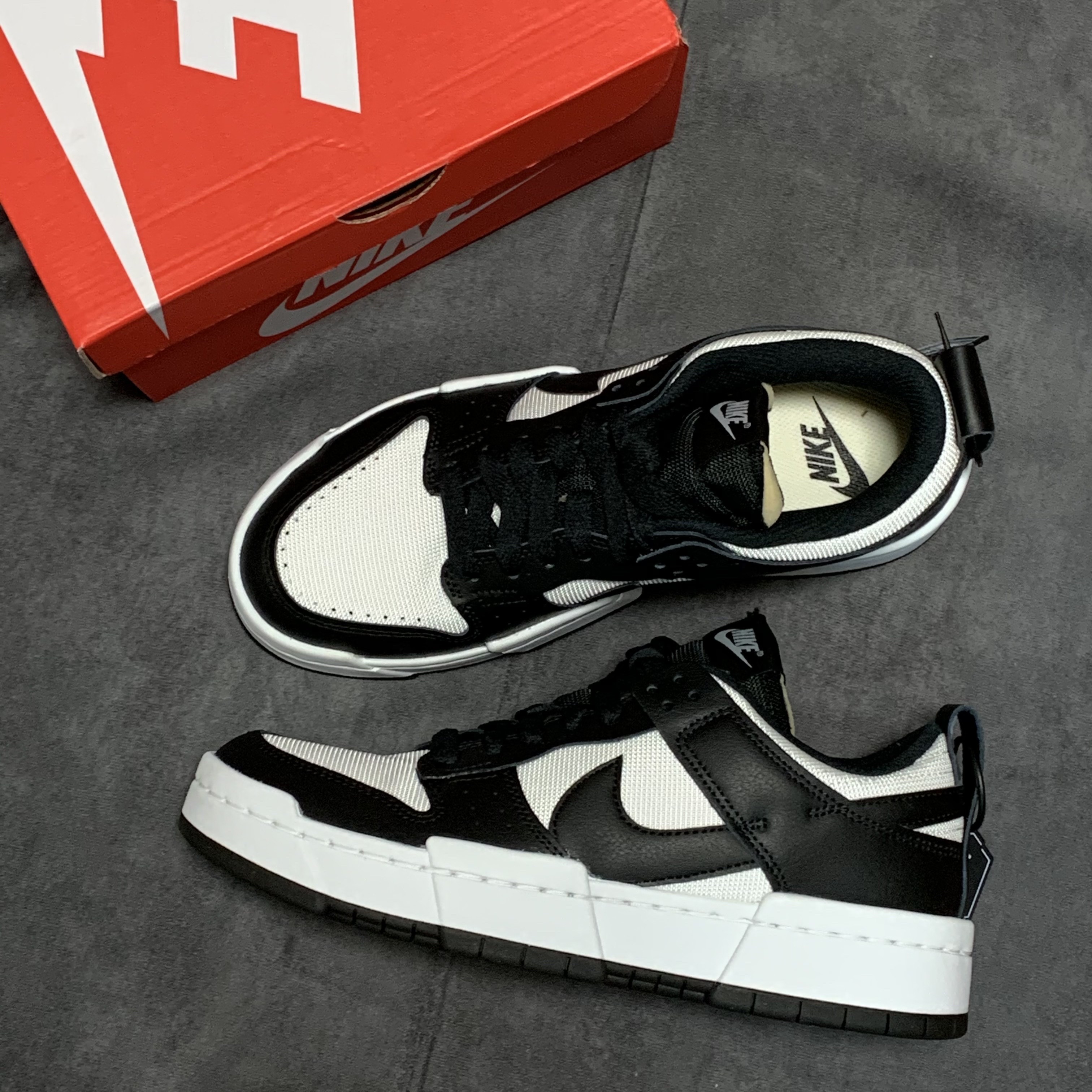 (W) Nike Dunk Low Disrupt Black White 착용 스타일