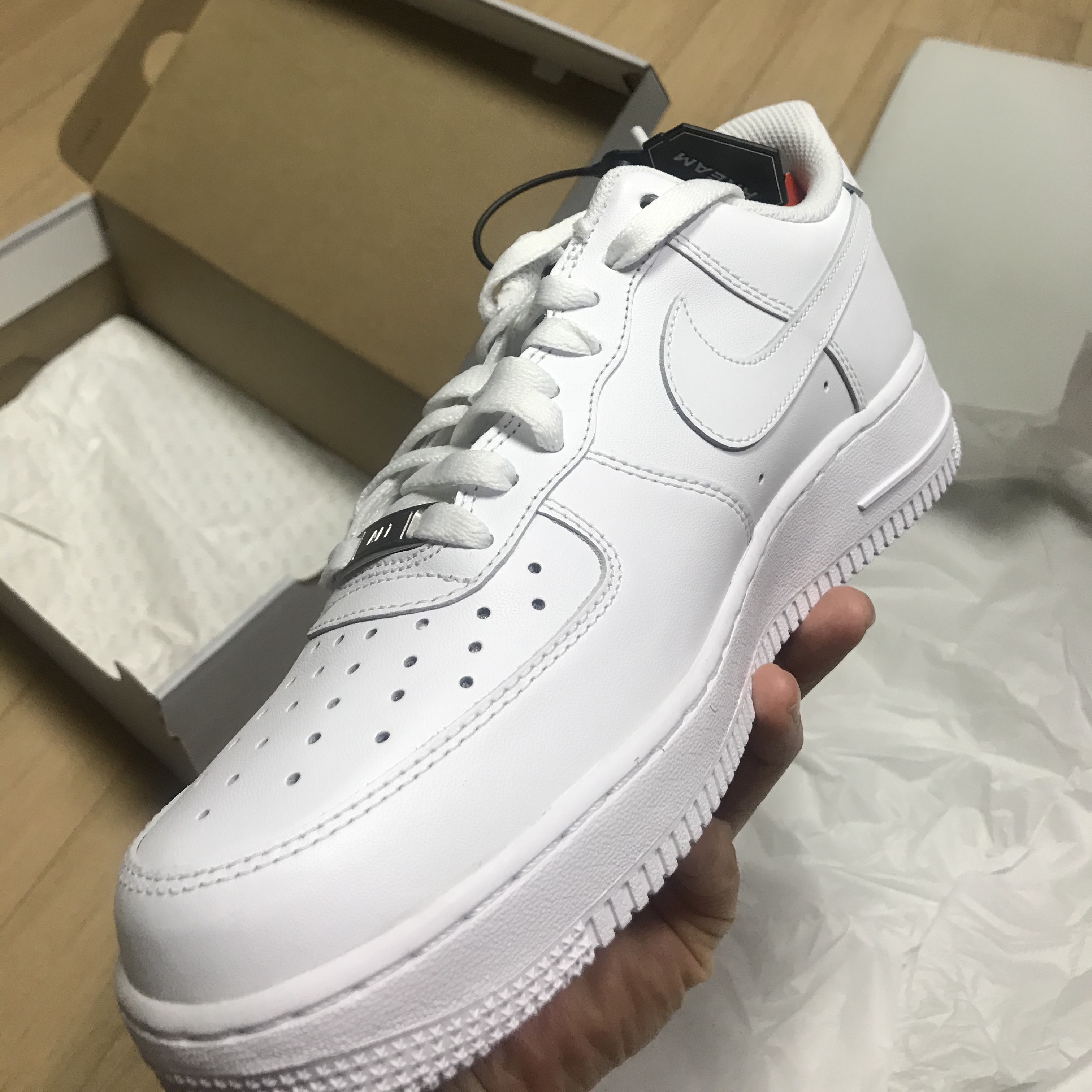 Nike Air Force 1 '07 Low White 착용 스타일 - 2