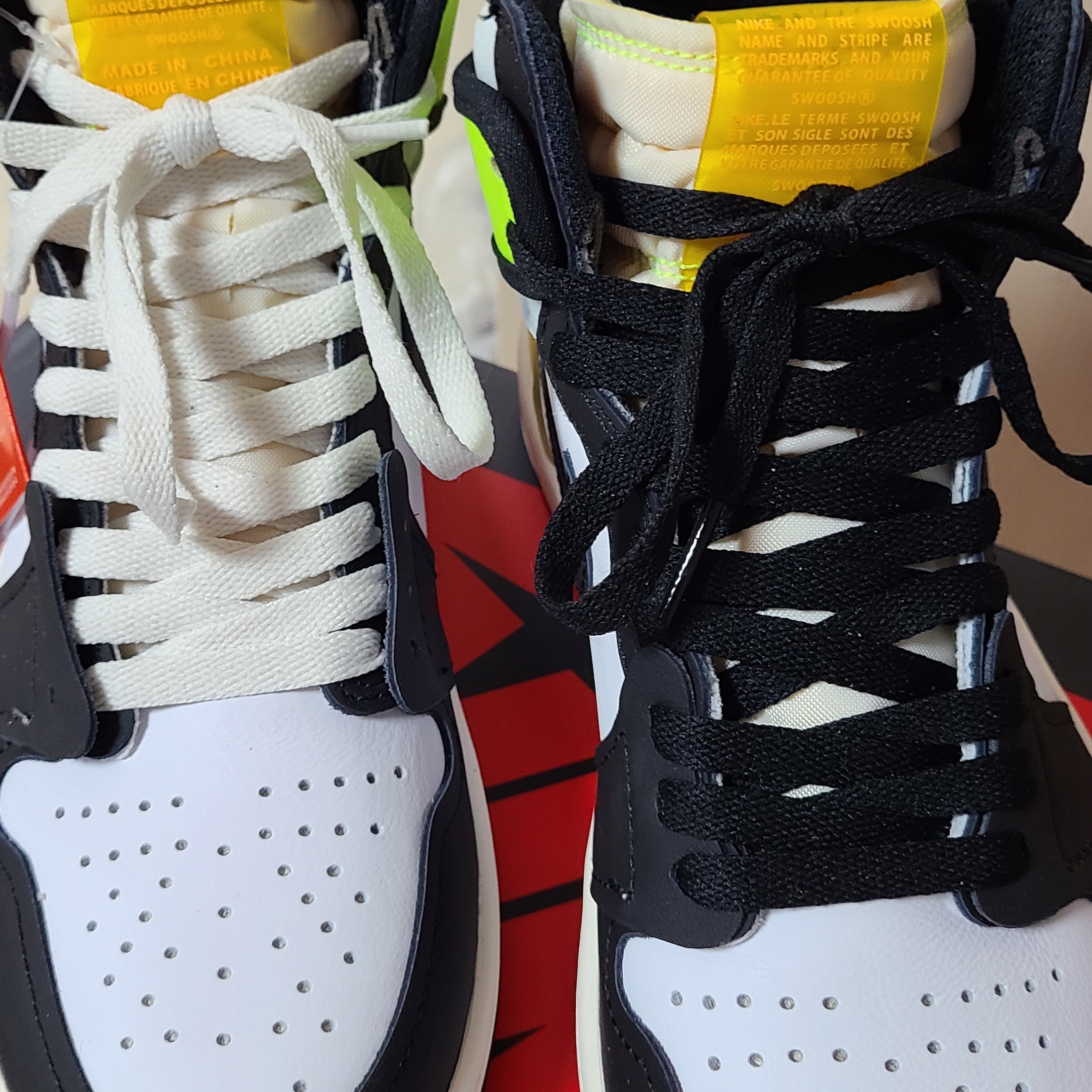 Jordan 1 Retro High OG Volt Gold 착용 스타일 - 2