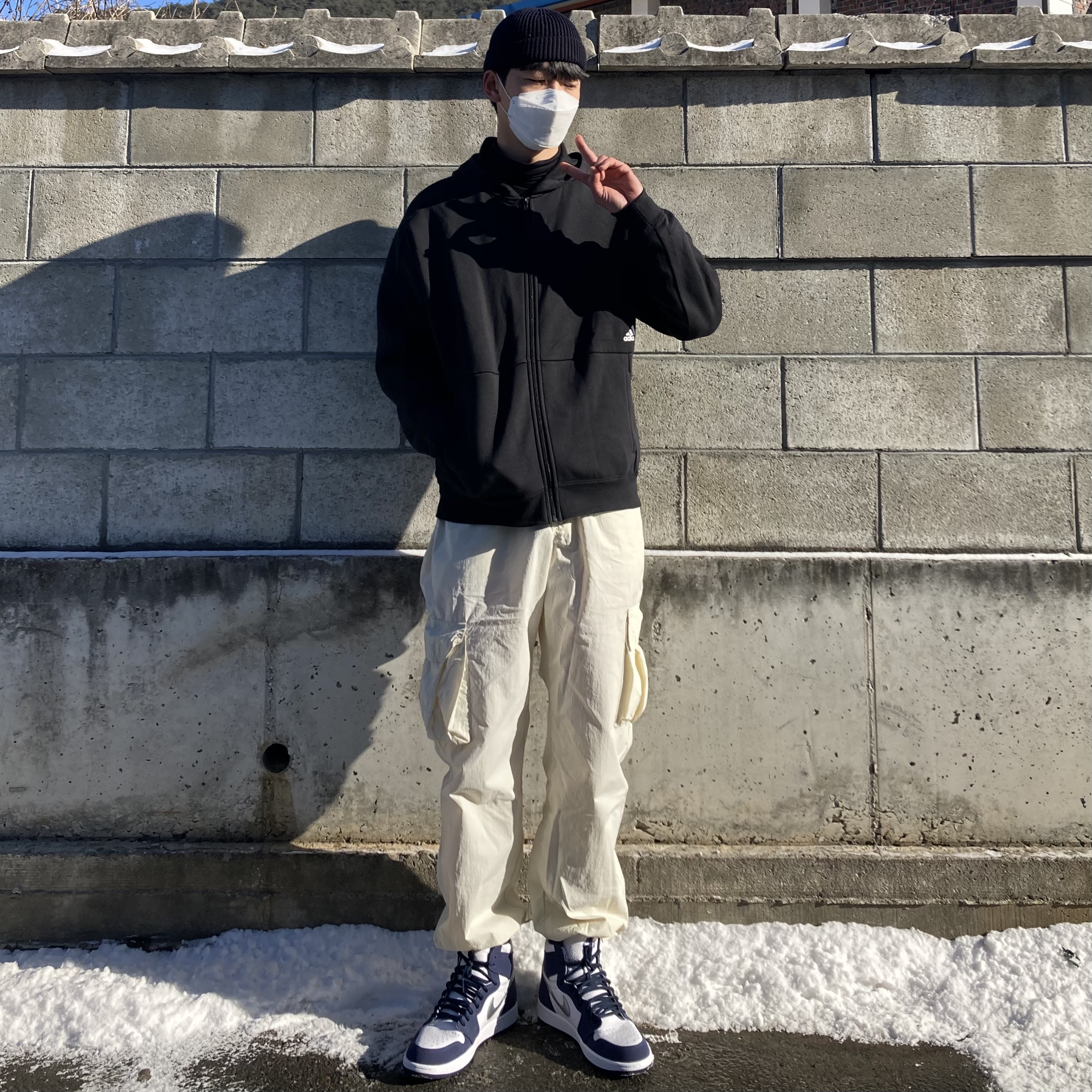 Jordan 1 Retro High OG CO.JP Midnight Navy 착용 스타일