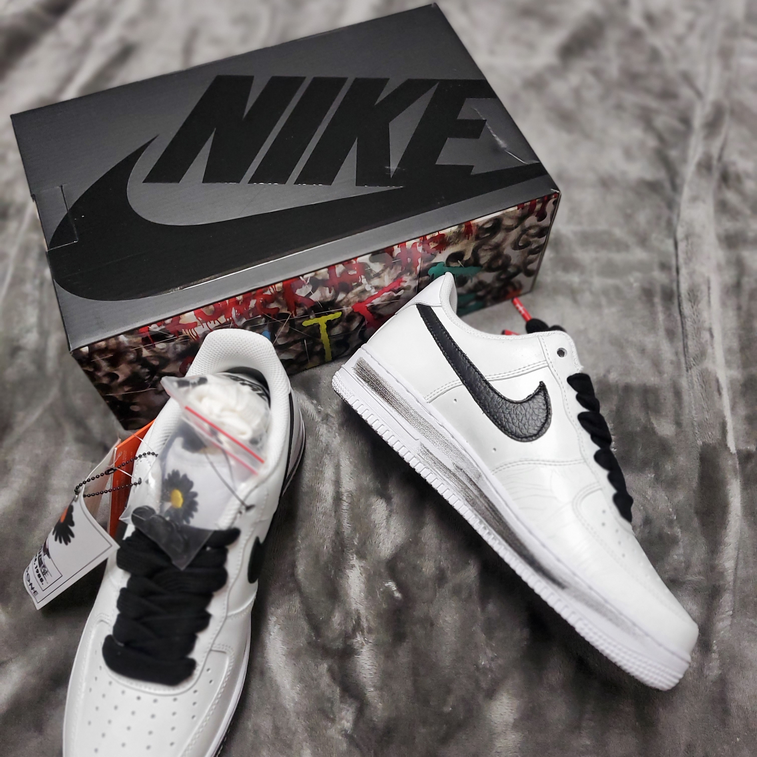 Nike x Peaceminusone Air Force 1 Low Para-Noise 2.0 착용 스타일 - 4