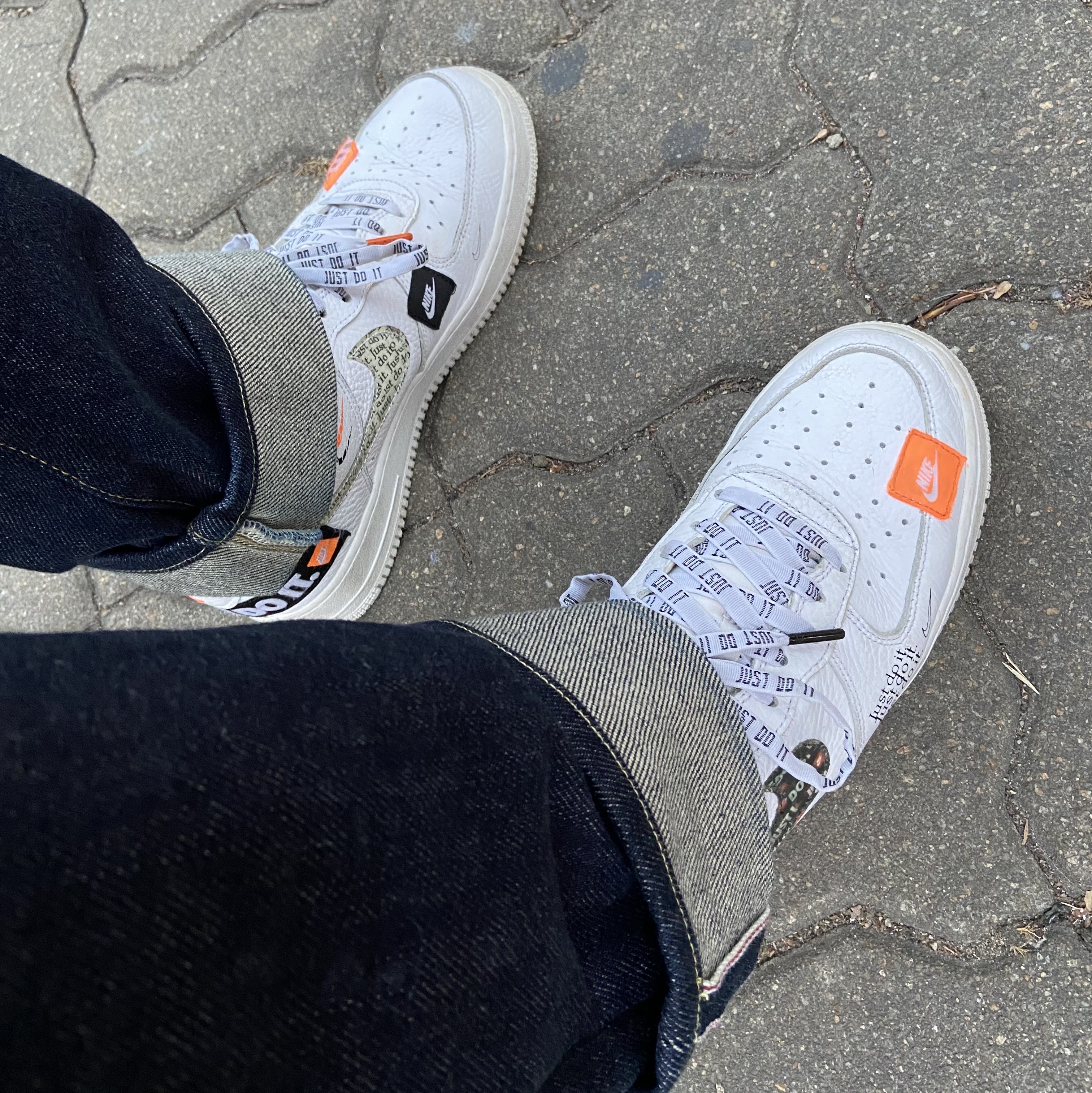 Nike Air Force 1 Low Just Do It Pack White Black 착용 스타일