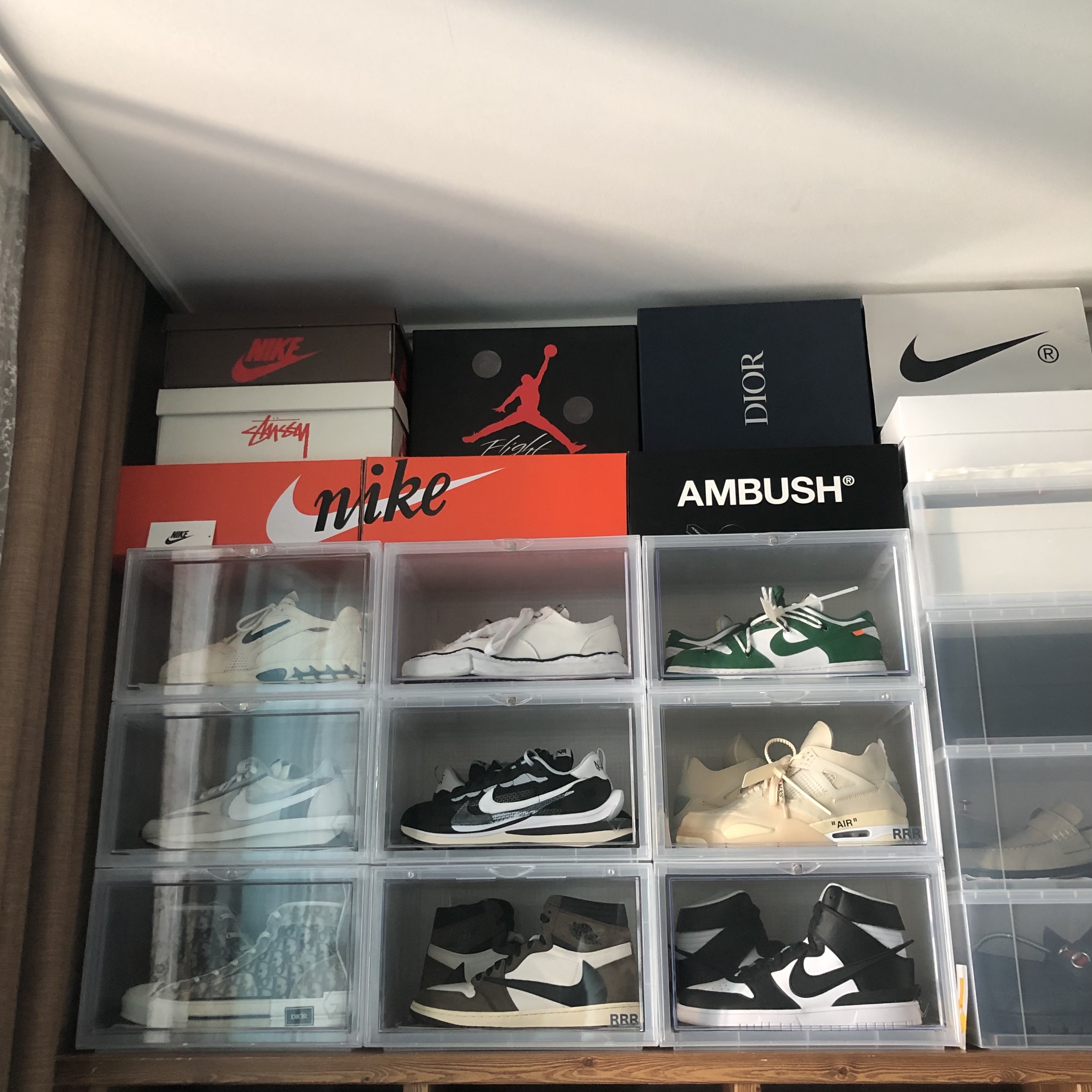 Nike x Stussy Air Zoom Spiridon Cage 2 Fossil, Maison Mihara Yasuhiro Peterson OG Sole Canvas Low Sneakers White 착용 스타일