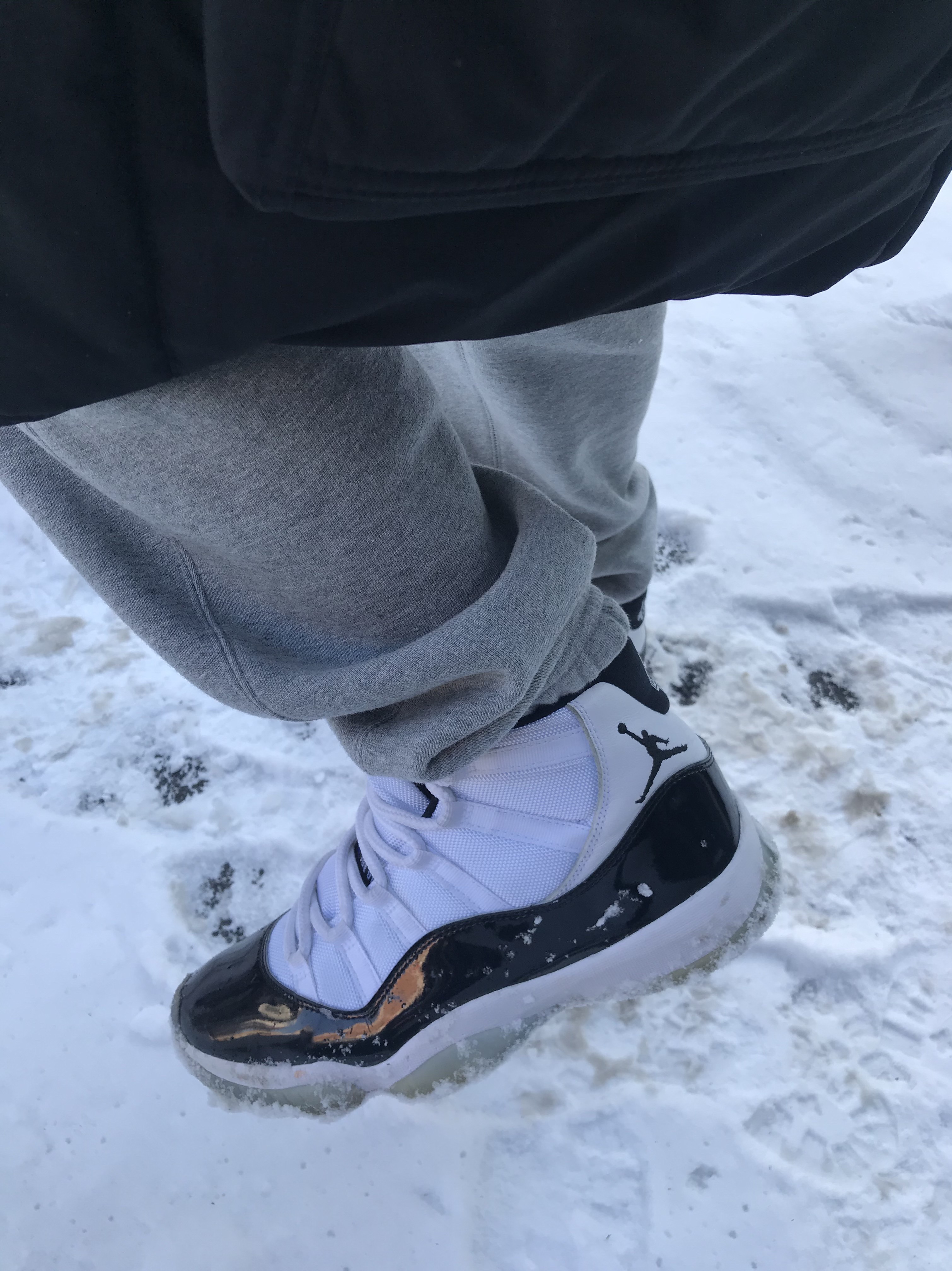 Jordan 11 Retro Concord 2018 착용 스타일