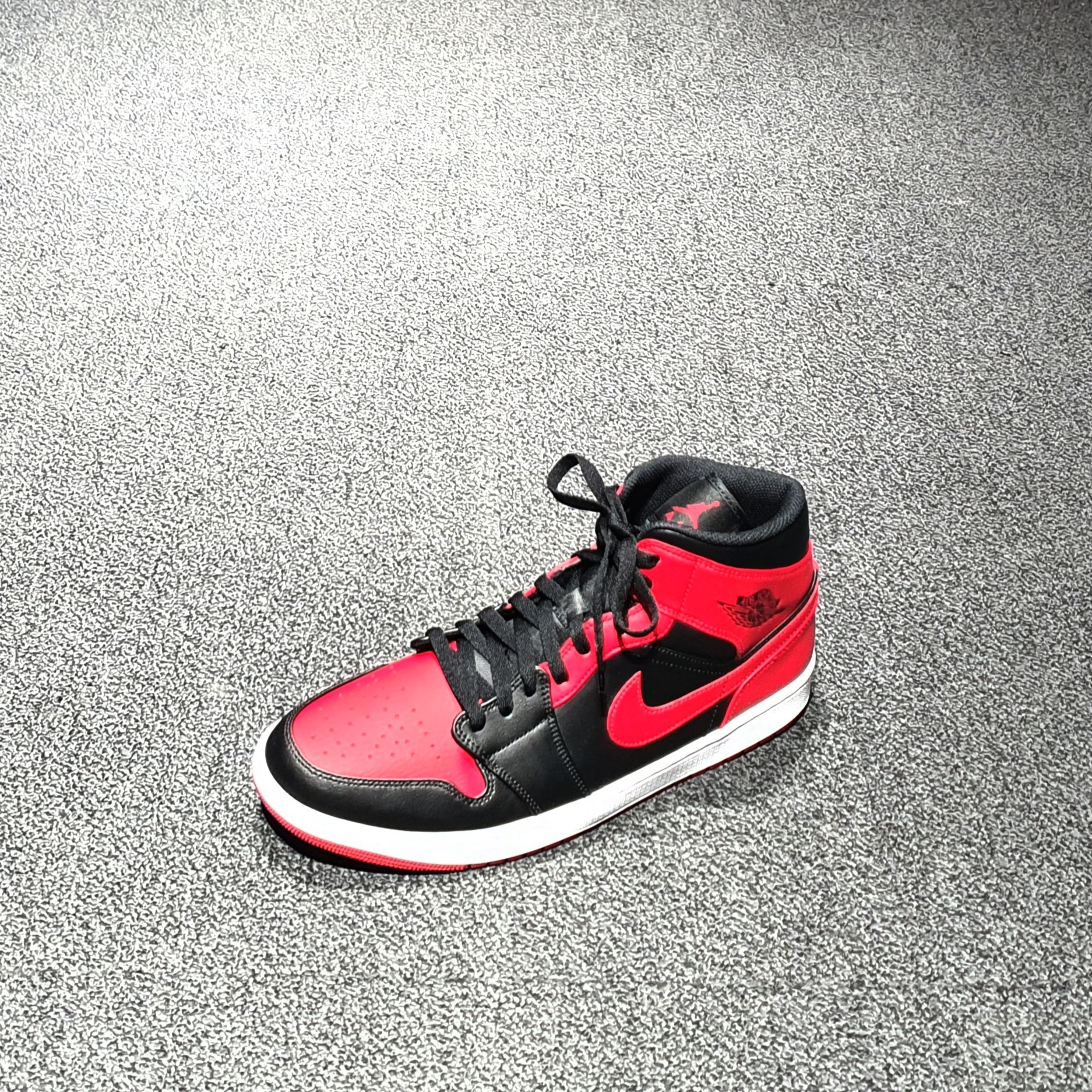 Jordan 1 Mid Bred Banned 2020 착용 스타일