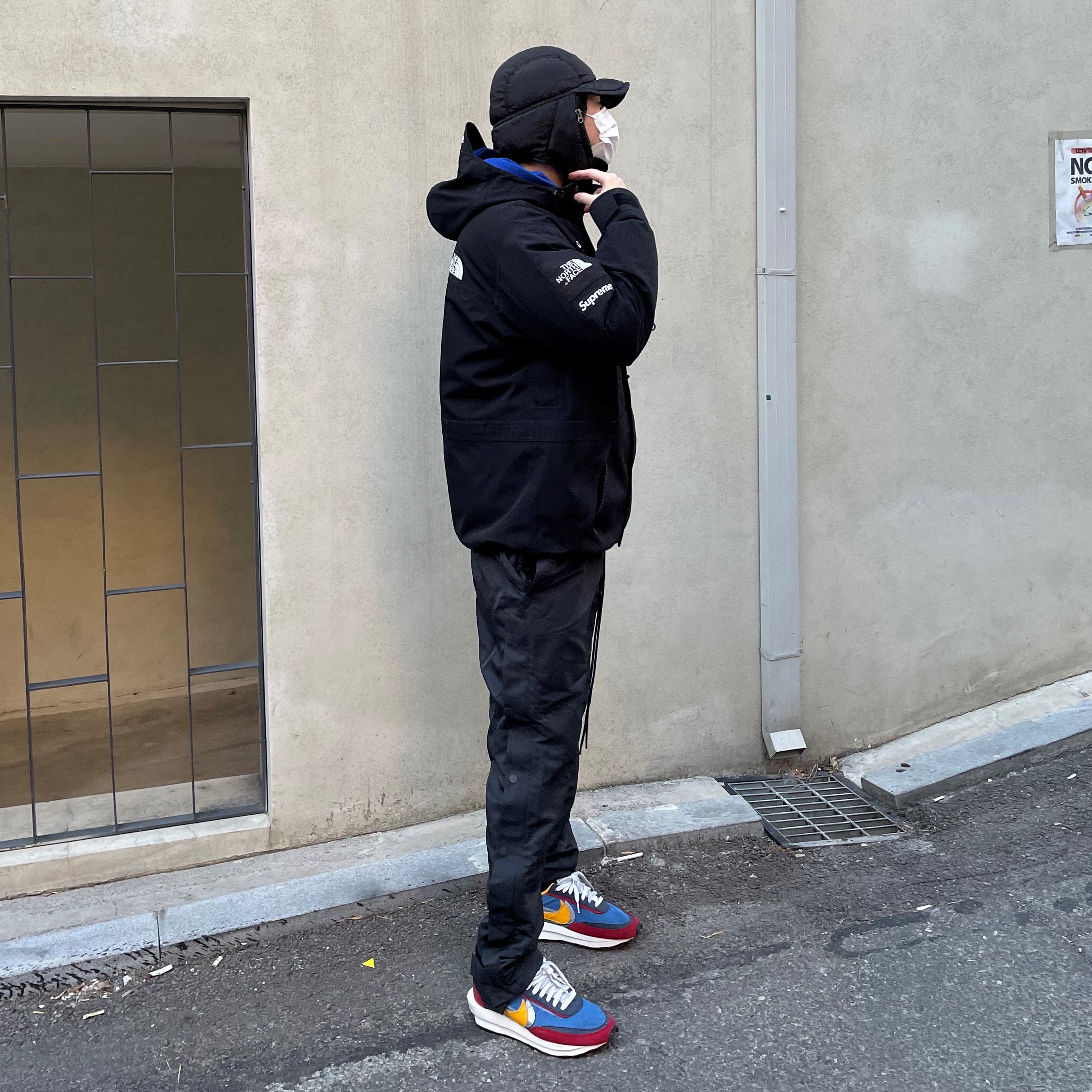 Nike x Fear of God Warm Up Pants Off Noir, Nike x Sacai LDWaffle Blue Multi 착용 스타일