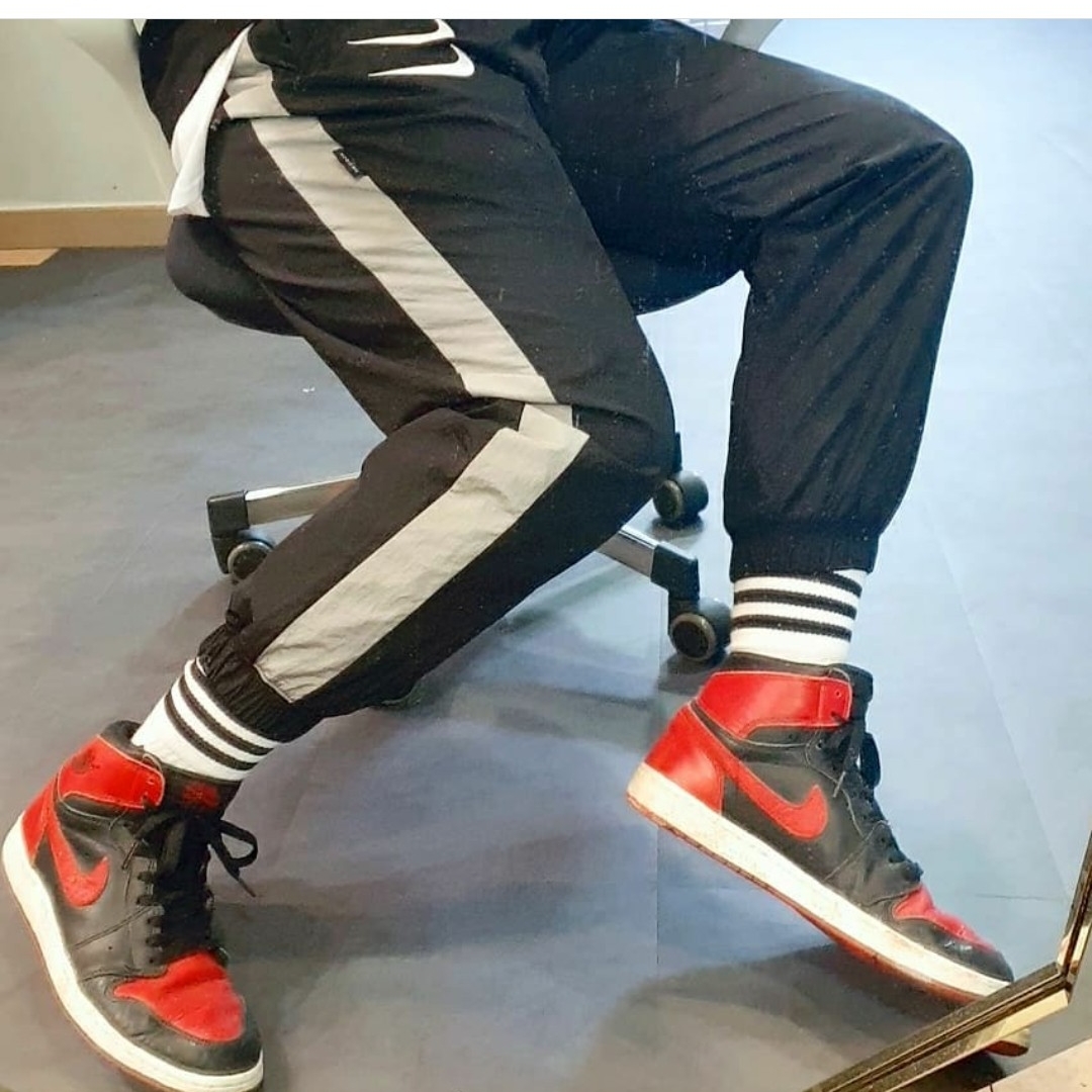 Jordan 1 High 85 Varsity Red 착용 스타일 - 2