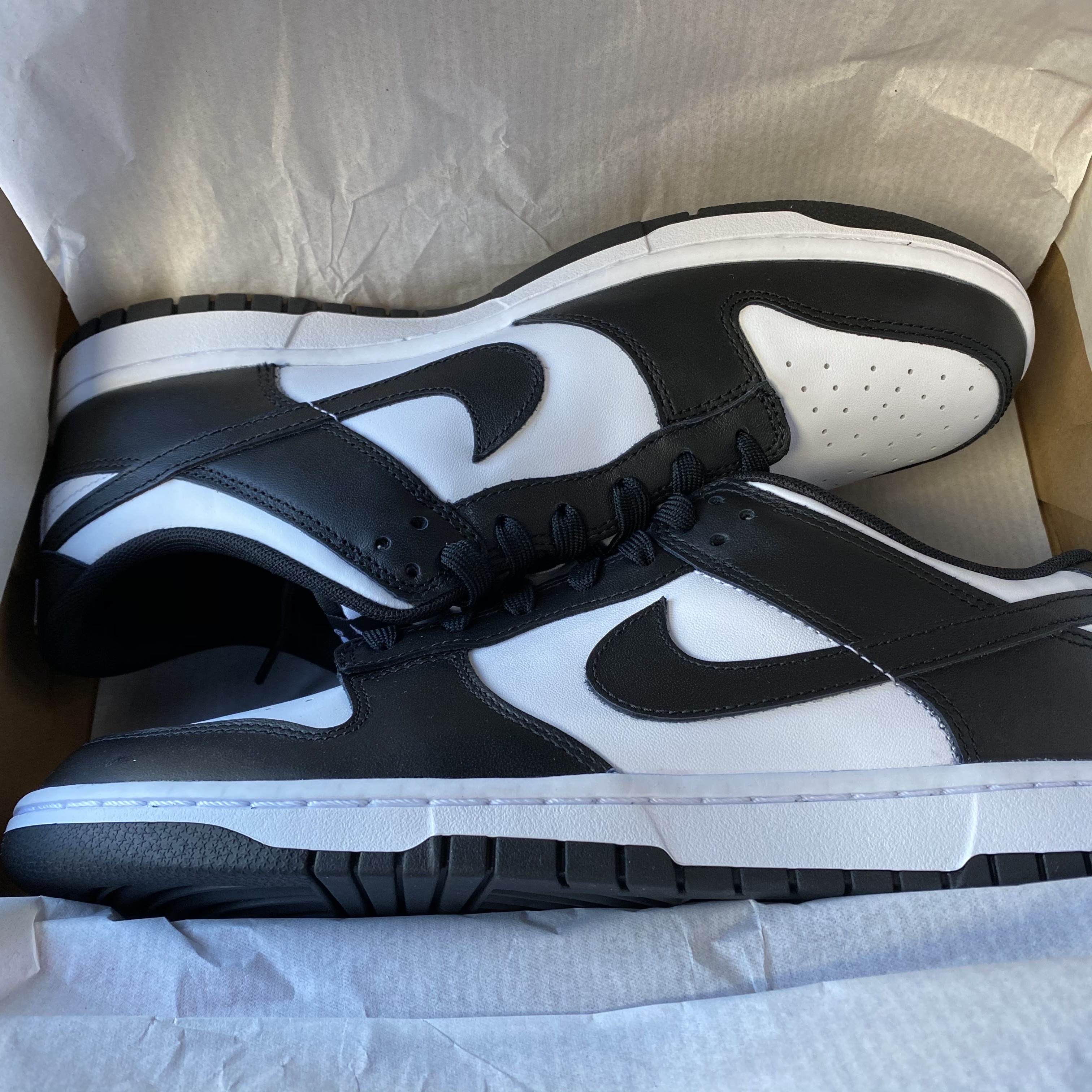 Nike Dunk Low Retro Black 착용 스타일