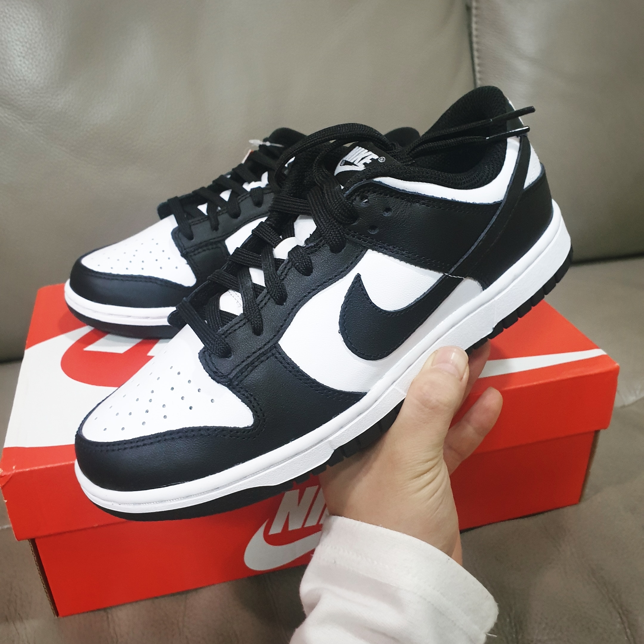 Nike Dunk Low Retro Black 착용 스타일