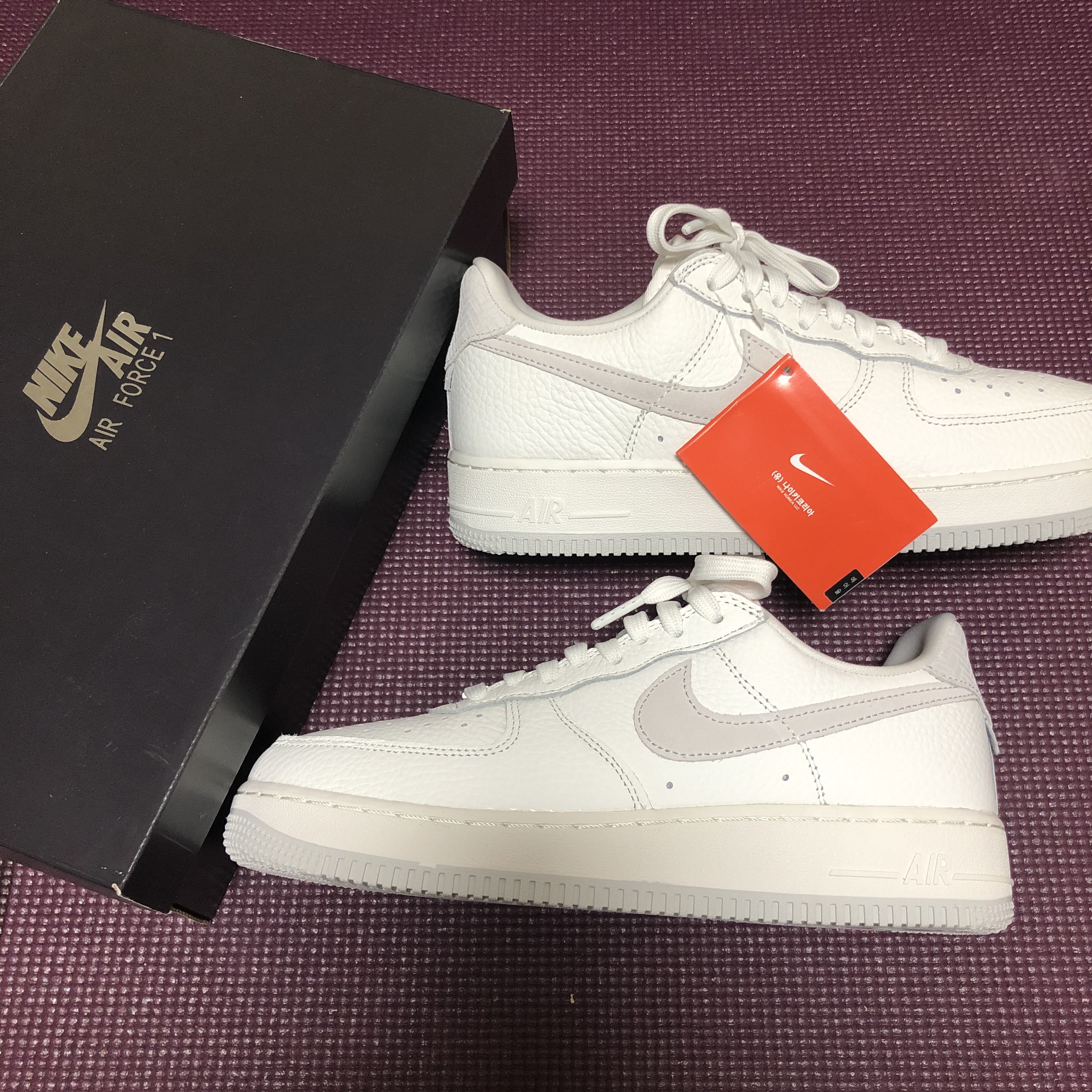 Nike Air Force 1 '07 Craft White Photon Dust 착용 스타일 - 1