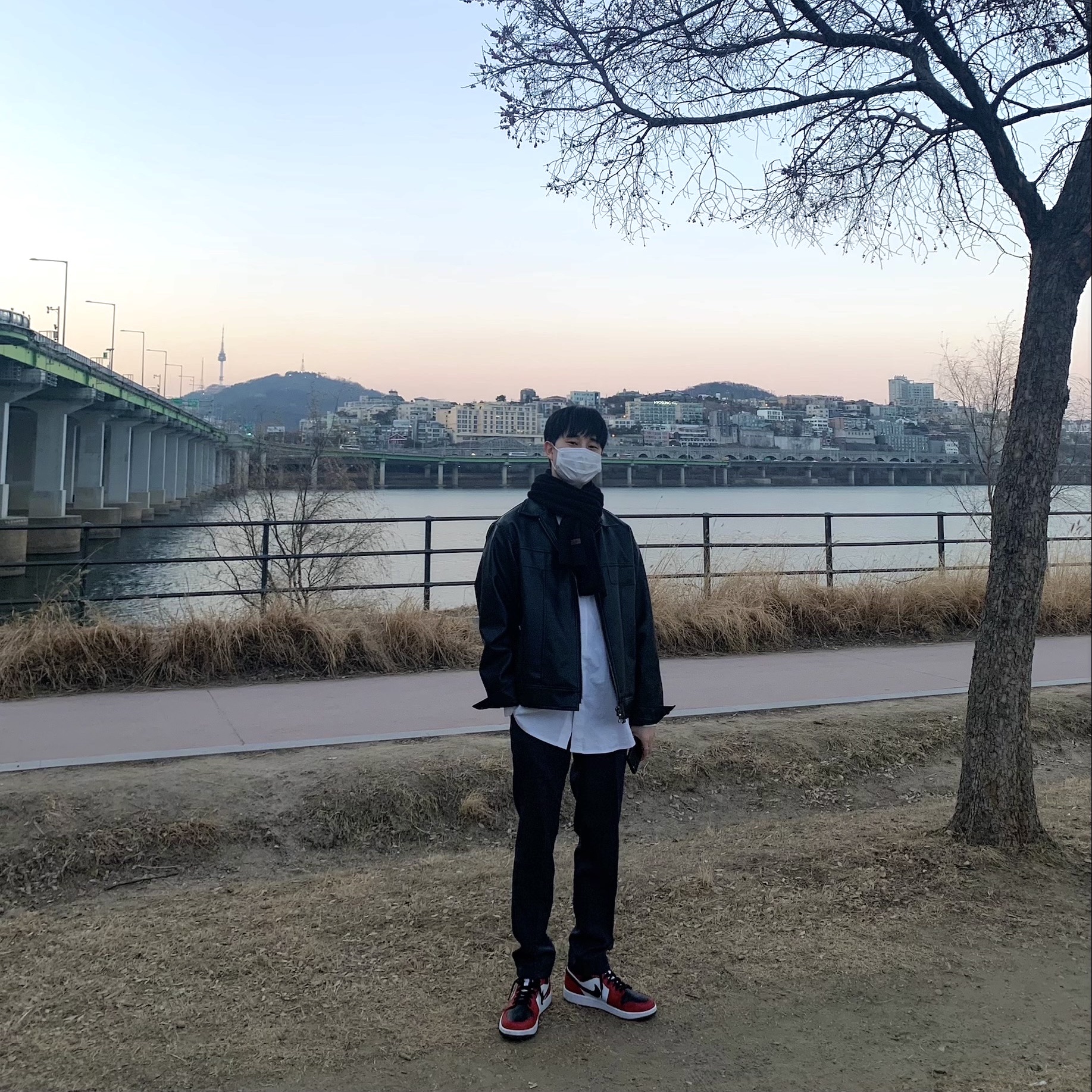 Jordan 1 Mid Chicago Black Toe 착용 스타일