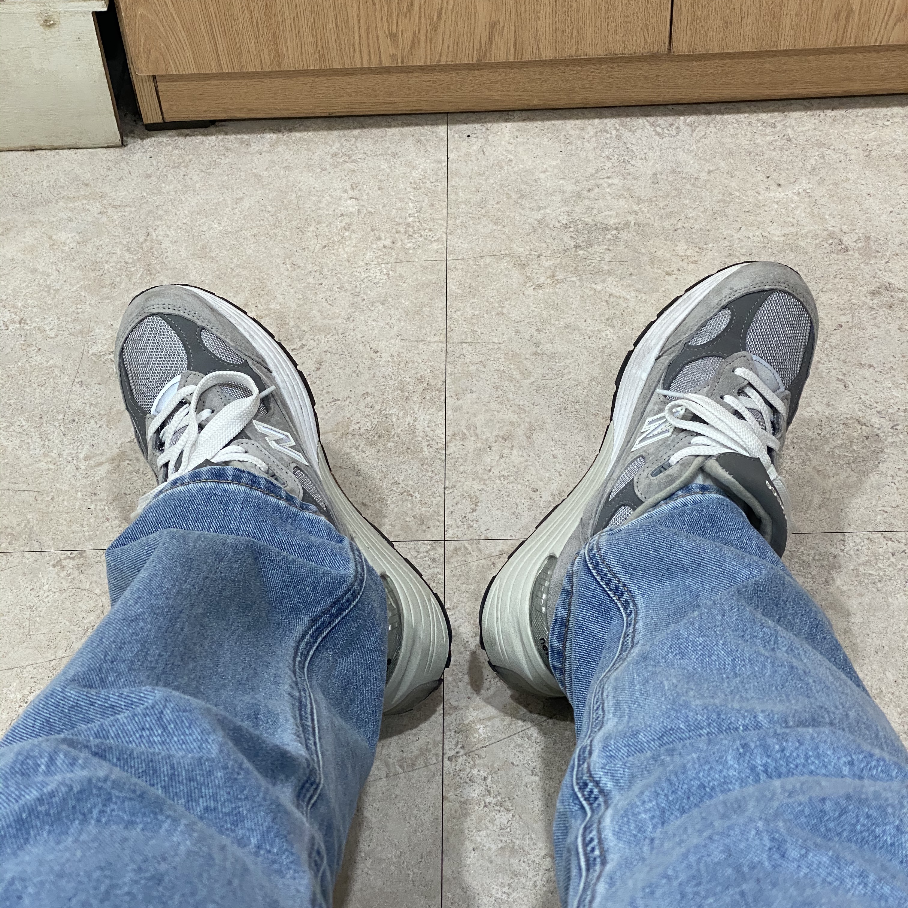 New Balance 992 Made in USA Grey - D Standard 착용 스타일