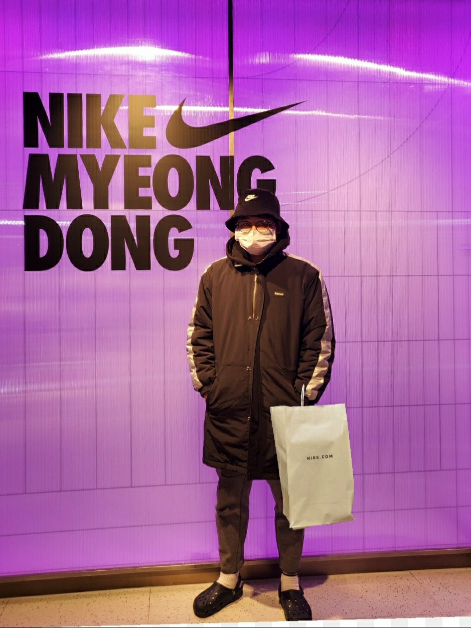 (W) Nike Dunk Low Coast, Nike Futura Corduroy Bucket Black 착용 스타일