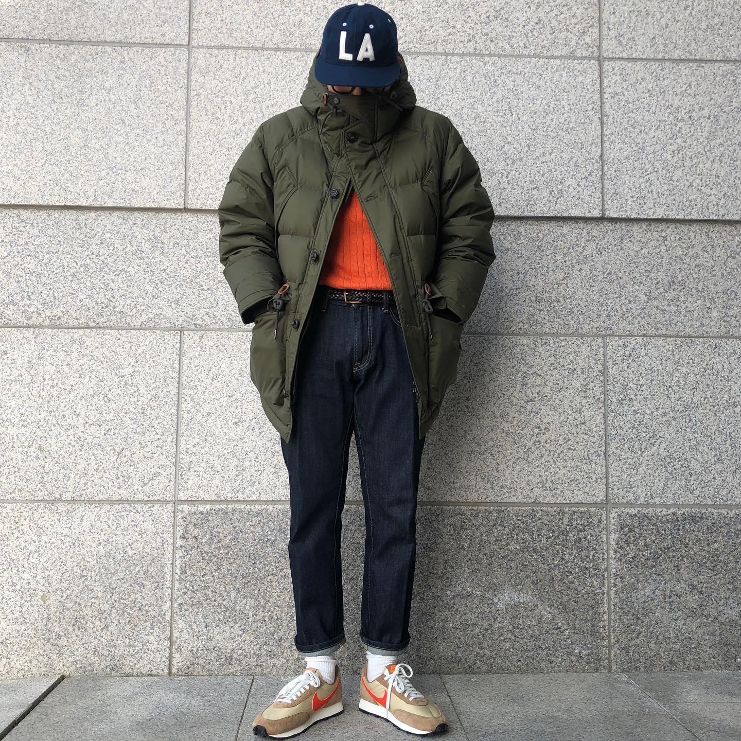Nike Daybreak SP Vegas Gold College Orange 착용 스타일